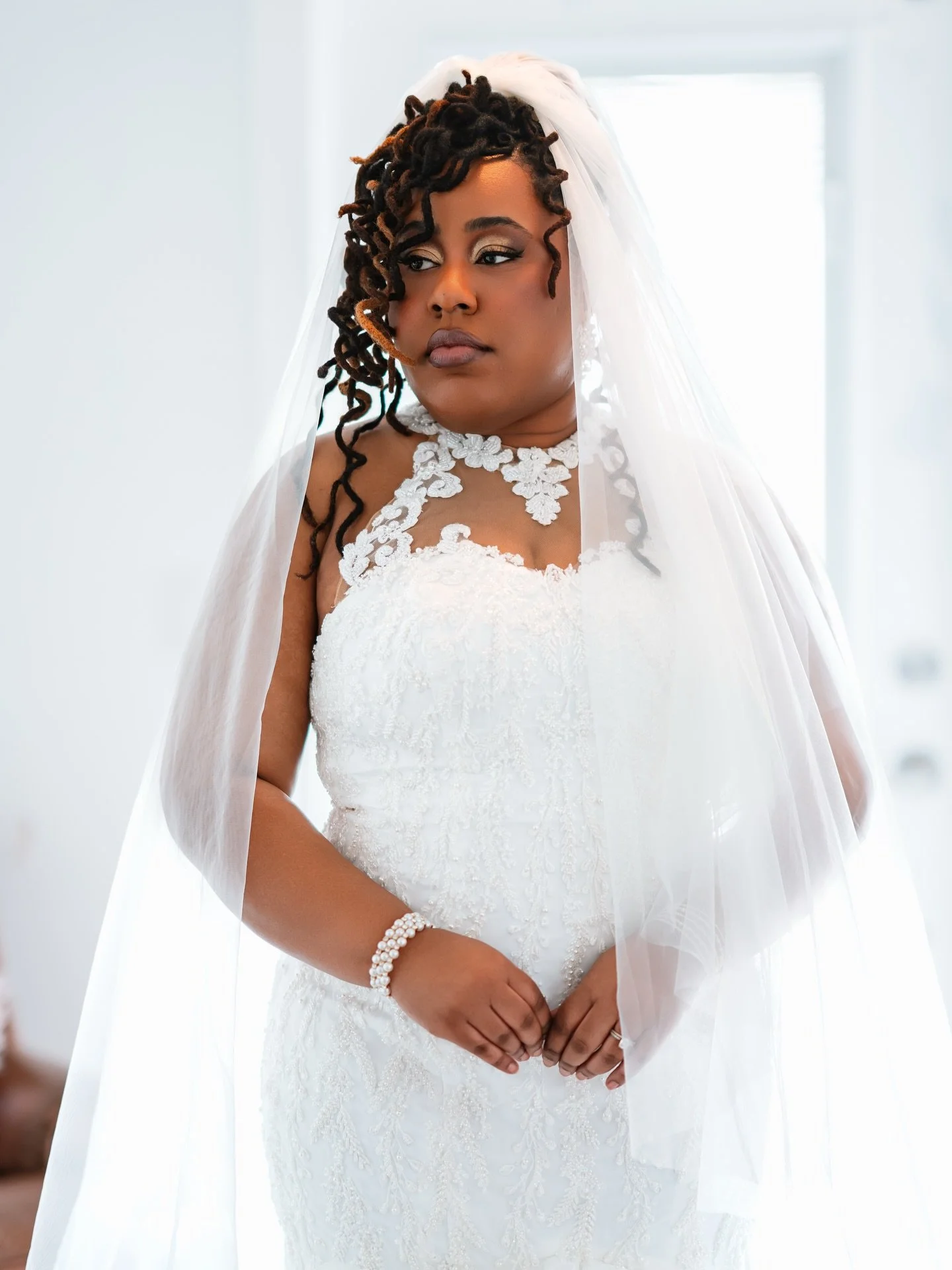All eyes on you
&bull;
&bull;
Bride: @o.o.r__rsha 
Bridal Makeup: @clarahmontour 
Bridal Hairstylist: @heyyitspae_ 
Bridal Dress Designer: @amanda.novias 
Photography &amp; Videography: @hvrivisualsweddings @hvrivisuals @dhopemedia 
Content Creator: 