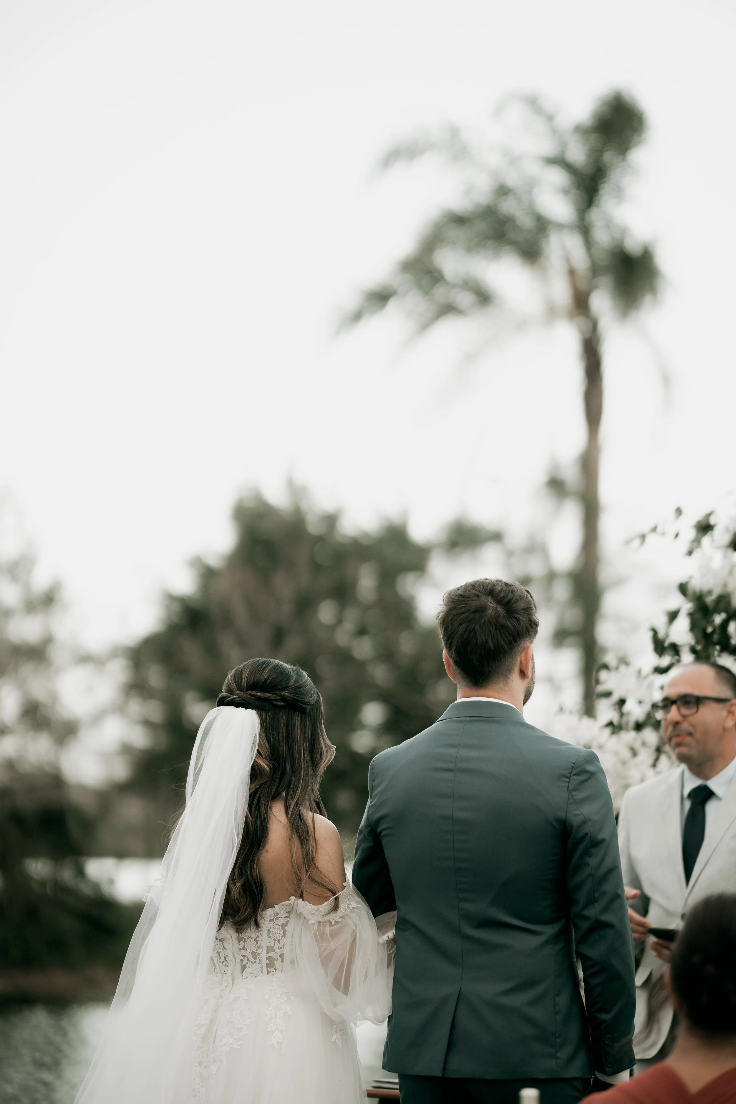 How to Find and Book the Right Wedding Vendors