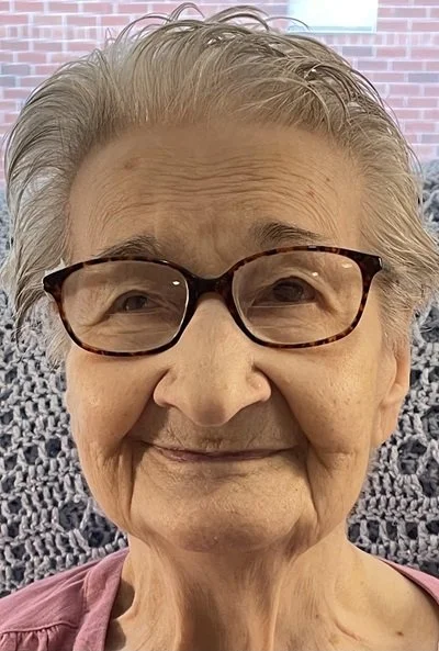 Elsie Bartosek (Keba)