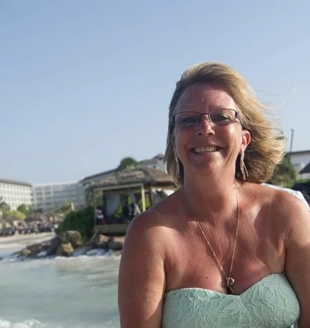 Christine June Usztics