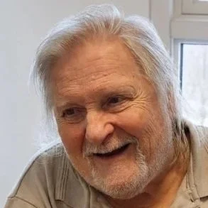 Kenneth Roy Pender