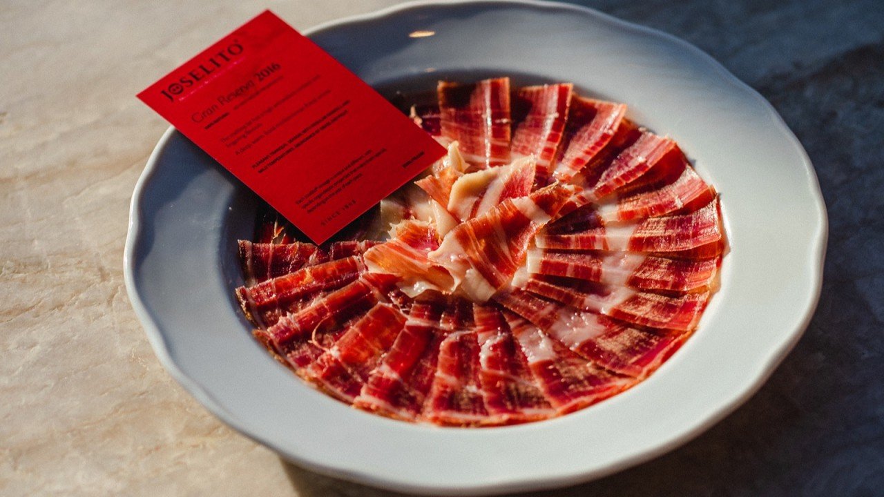 Luxury is Not Hierarchical