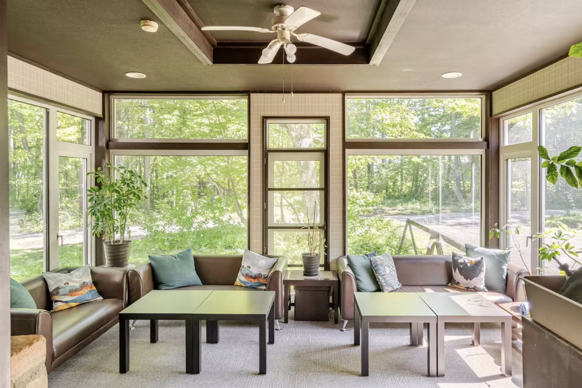 Mountain Lodge Sunroom.png