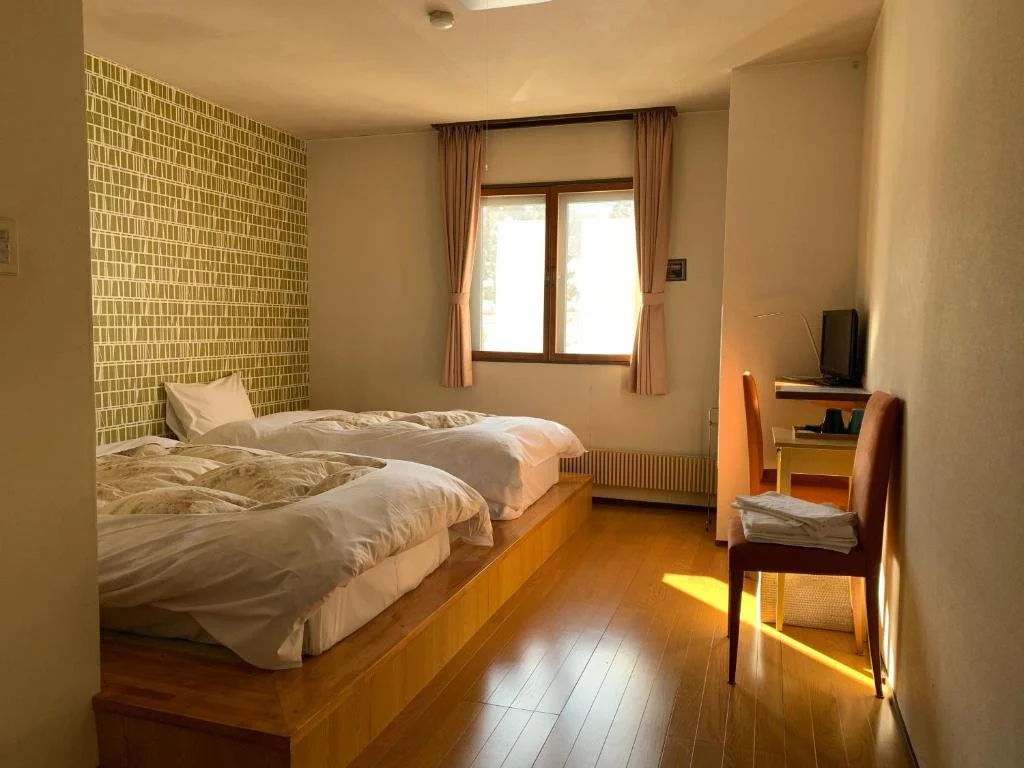 Myoko Pension Green Double.jpg