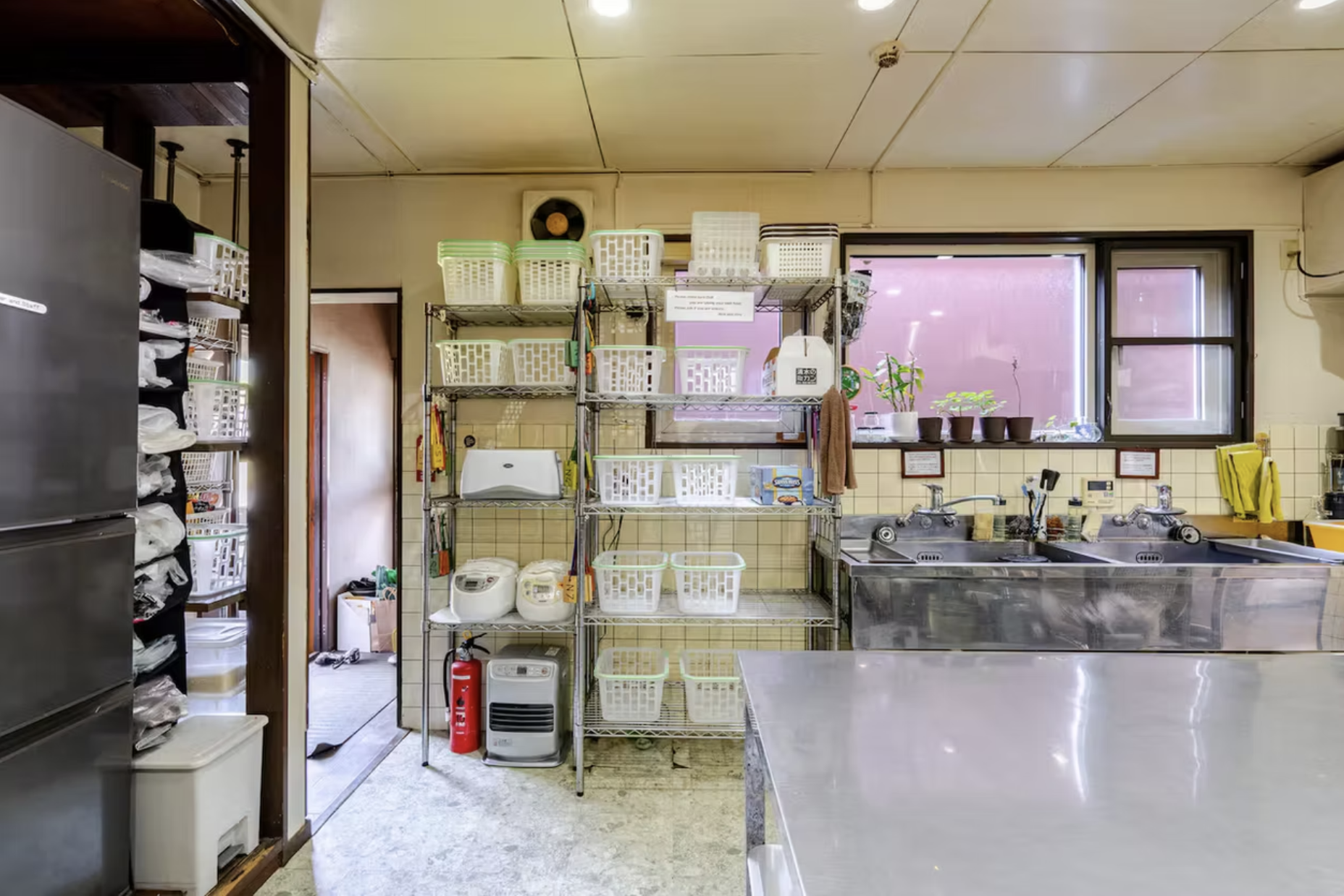 Mountain Lodge Kitchen.png