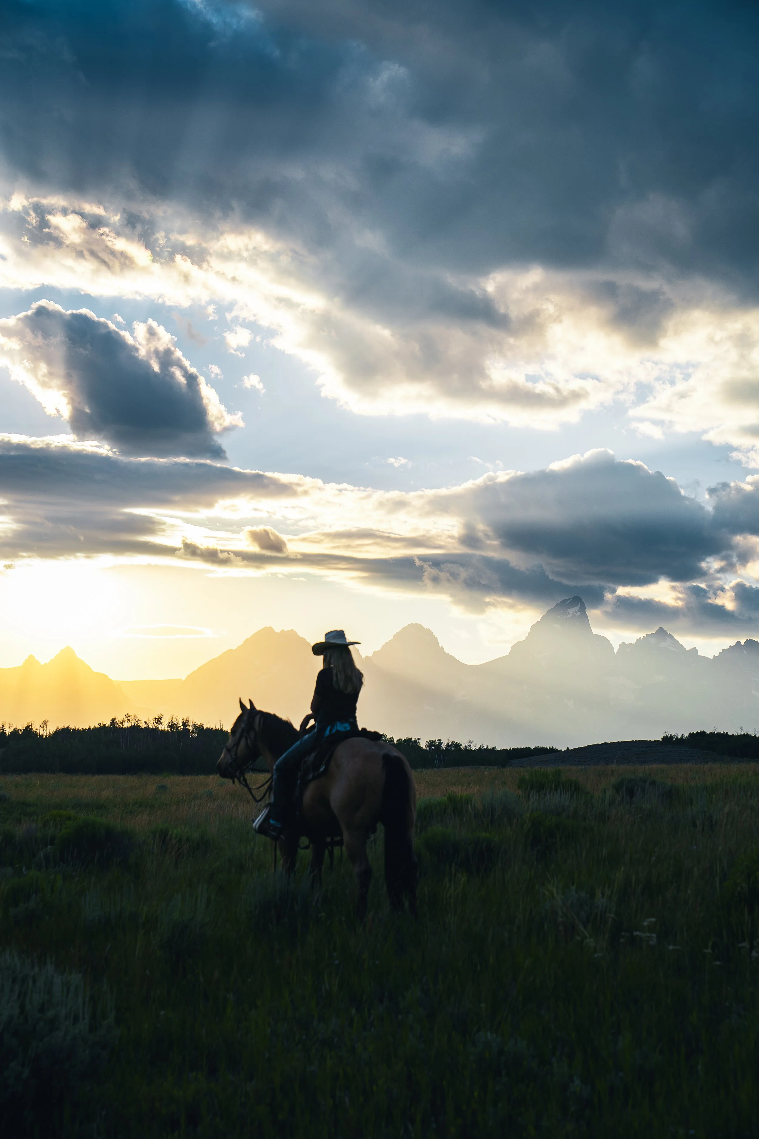 Teton Happy Hour.jpg (Copy)