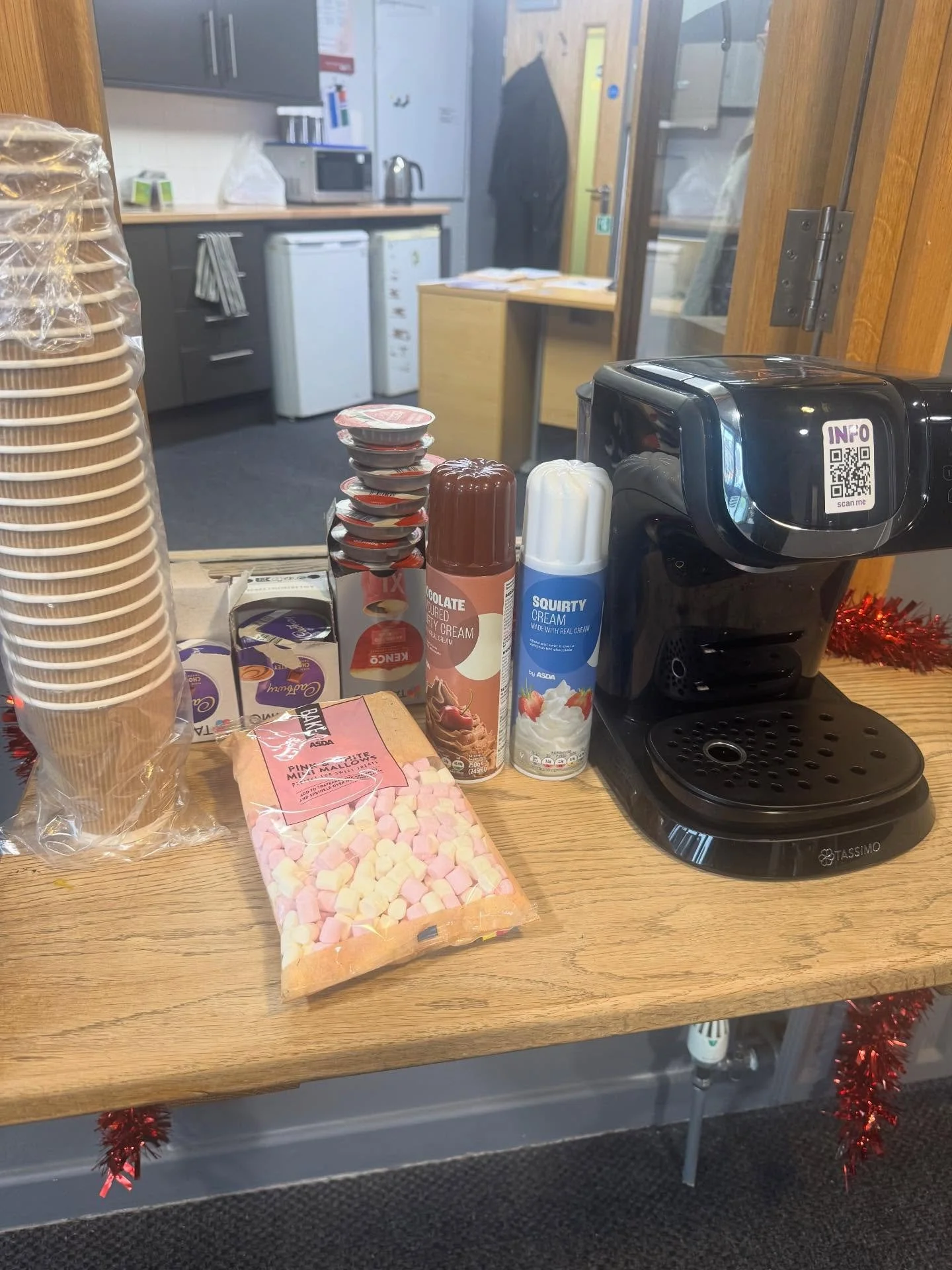 It&rsquo;s the 1st of December 🎄🎅🏻❄️

Help yourself to a Coffee or hot chocolate at reception ☕️