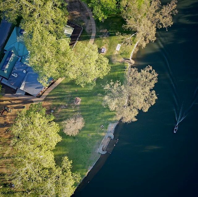 You&rsquo;ll find us in the most loved location in Albury, looking out onto mature Red Gums, Dutch Elms, and London Plane Trees that sit aside the flowing Murray River. 

A destination for locals and tourists to enjoy the stunning parkland, river and