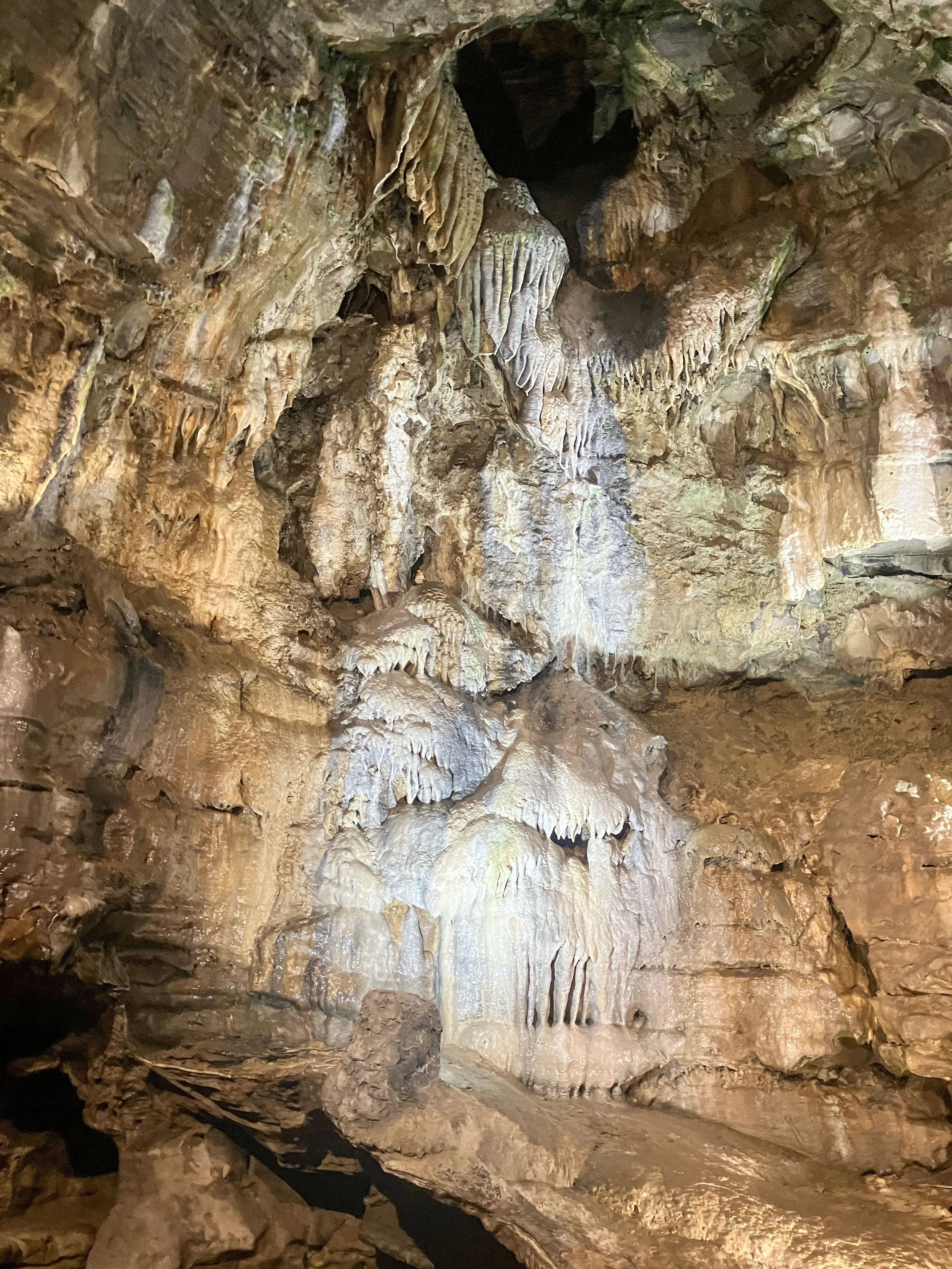 Cavern_1.jpg