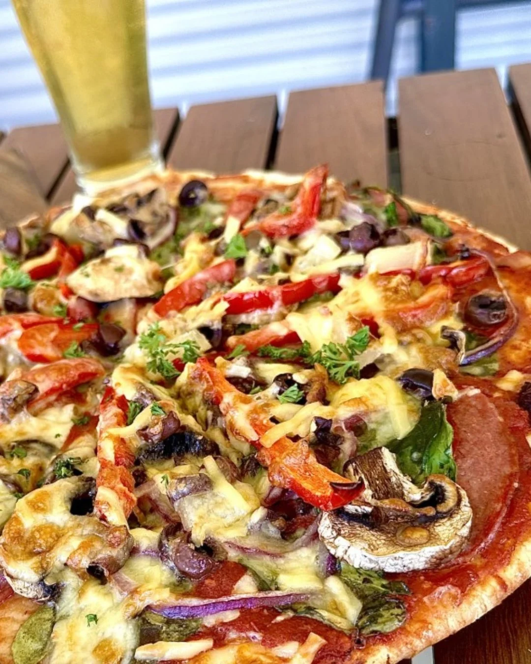🍕🔥 This Friday night&hellip; it&rsquo;s all about BIG flavours at The Creek!

Tomorrow night, we will be firing up the ovens and pumping out some absolute classics and crowd favourites... perfect for kicking off the weekend the right way!

Here's t