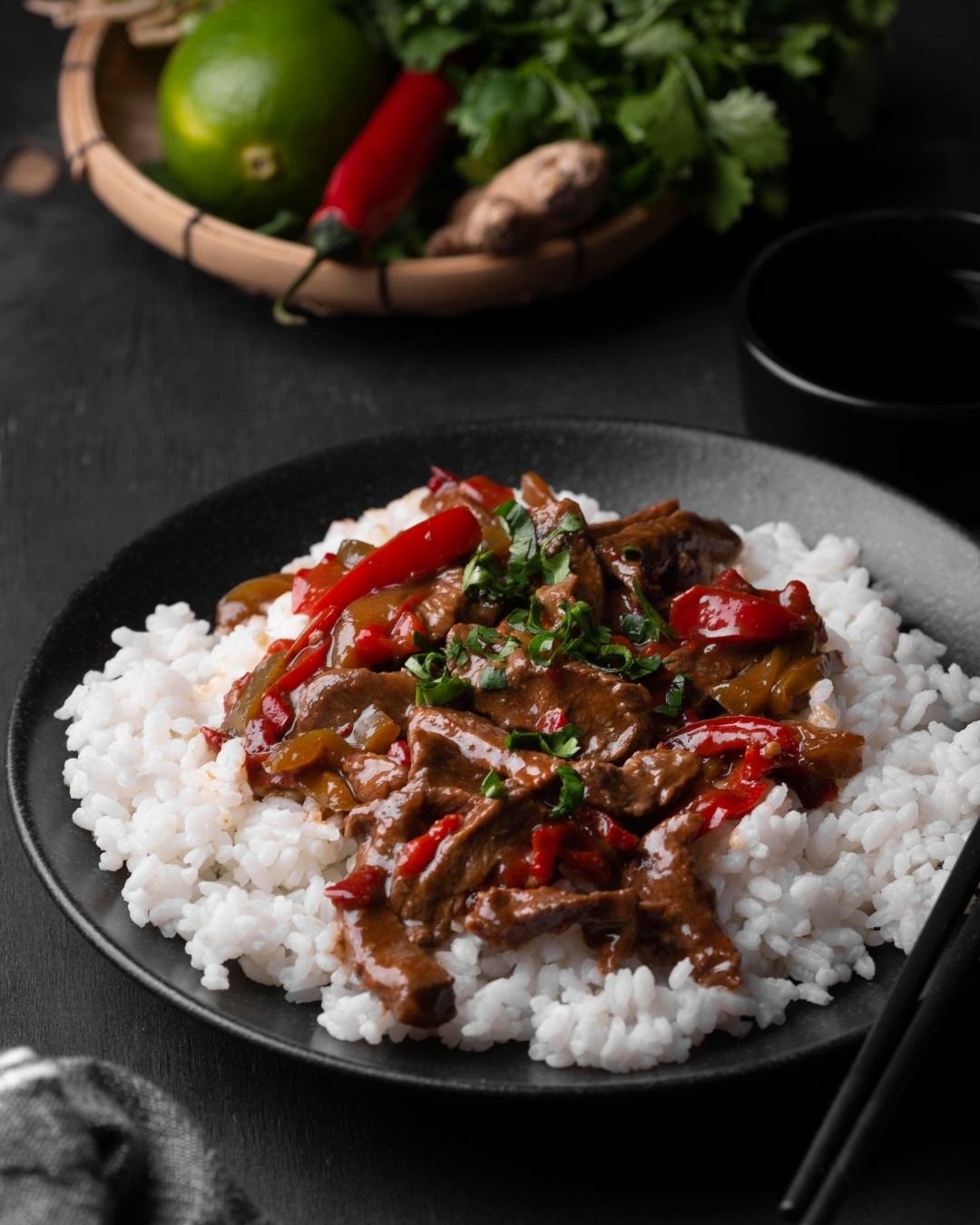 We love our Wednesday Nights....🍜
One night... Four dishes... All flavour!

Spice things up tomorrow night with these dishes...

🍜 Ginger Crispy Pork - Stir-fry crispy pork in ginger, garlic, onion, carrots, broccoli, beans, soy and oyster sauce, s