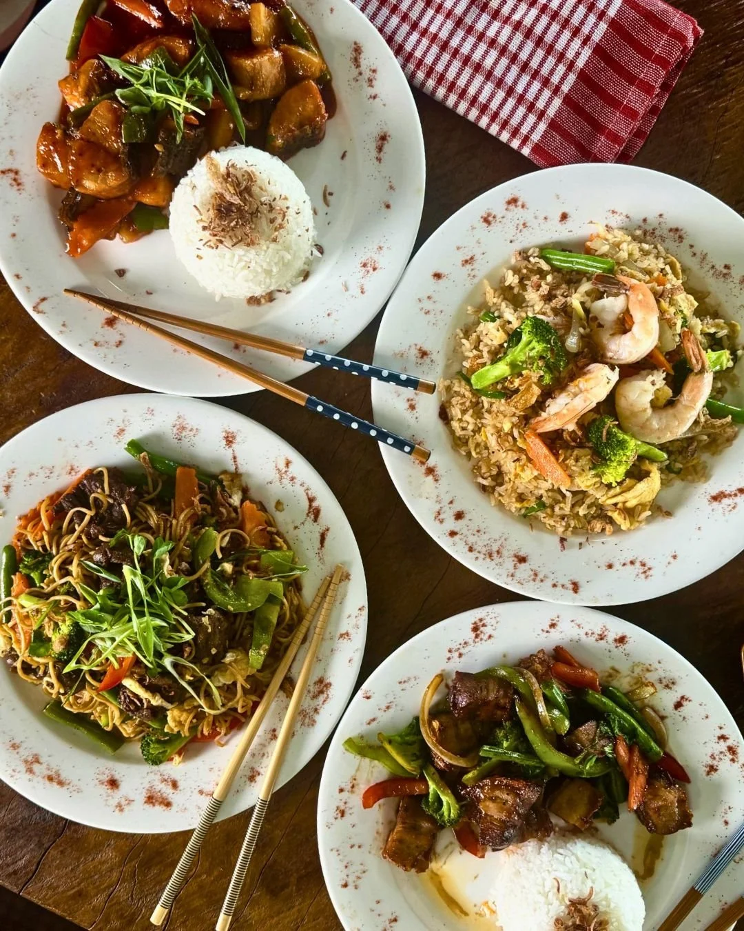 Eenie&hellip; Meenie&hellip; Miney&hellip; Mo&hellip;
Which Asian dish will steal the show?

Think sizzling flavours, saucy favourites and plenty to choose from.
So the only question is&hellip; which one will you choose to enjoy tomorrow night?

𝐂𝐡