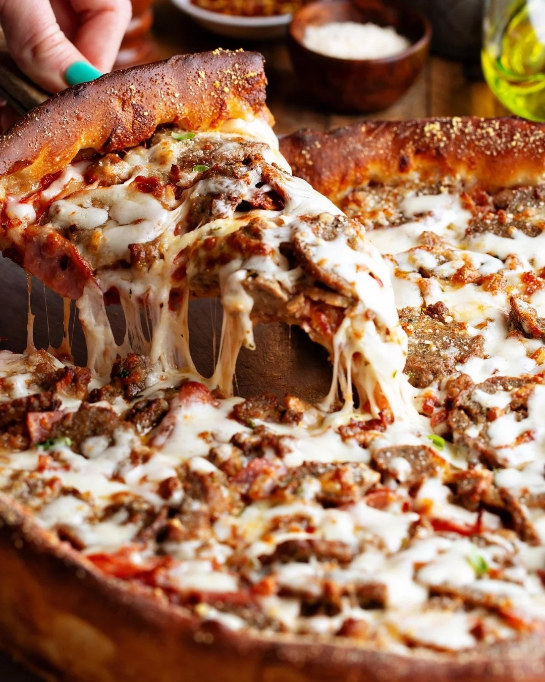 🍕 The weekend starts with pizza at The Creek&hellip;

🔥 Hot from the oven, loaded with flavour, and best enjoyed with a cold drink in hand.  If you&rsquo;ve been thinking about dinner plans tonight&hellip; we&rsquo;ve just made the decision easy.


