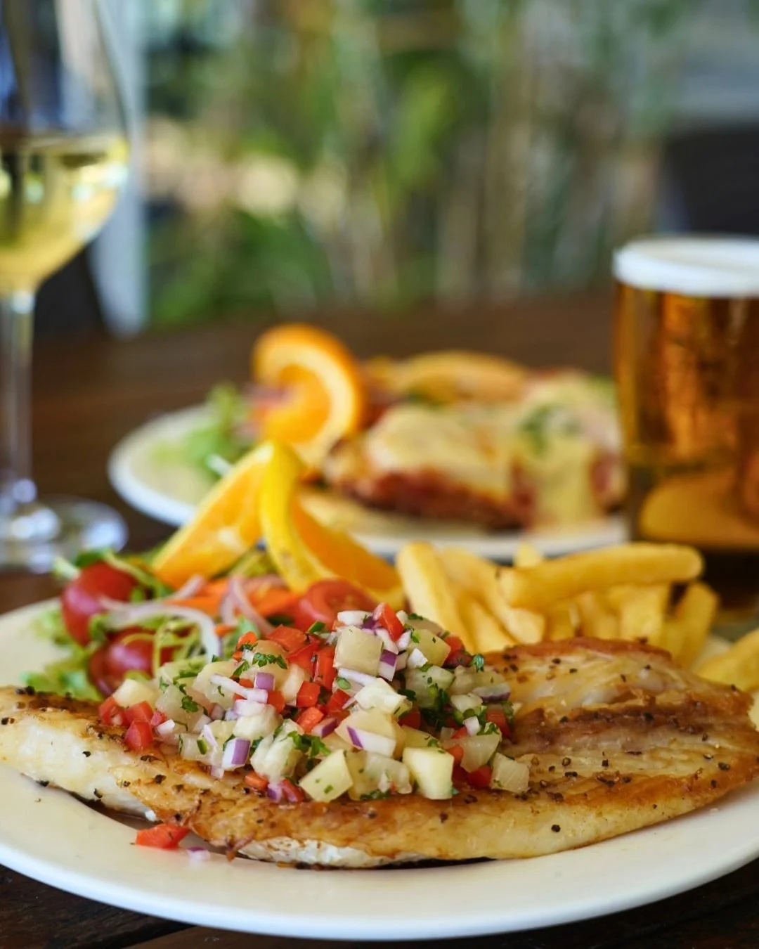 Tonight, $30 goes a surprisingly long way.
Pick any two:

Hearty Beef Stew
200g Rump Steak
Chicken Parmigiana
Grilled Tropical Snapper
Roast of the Day

Available from 5:30pm. Call 4630 5999 to book.
Dine. Drink. Discover.

*T&amp;Cs apply. Dine-in o
