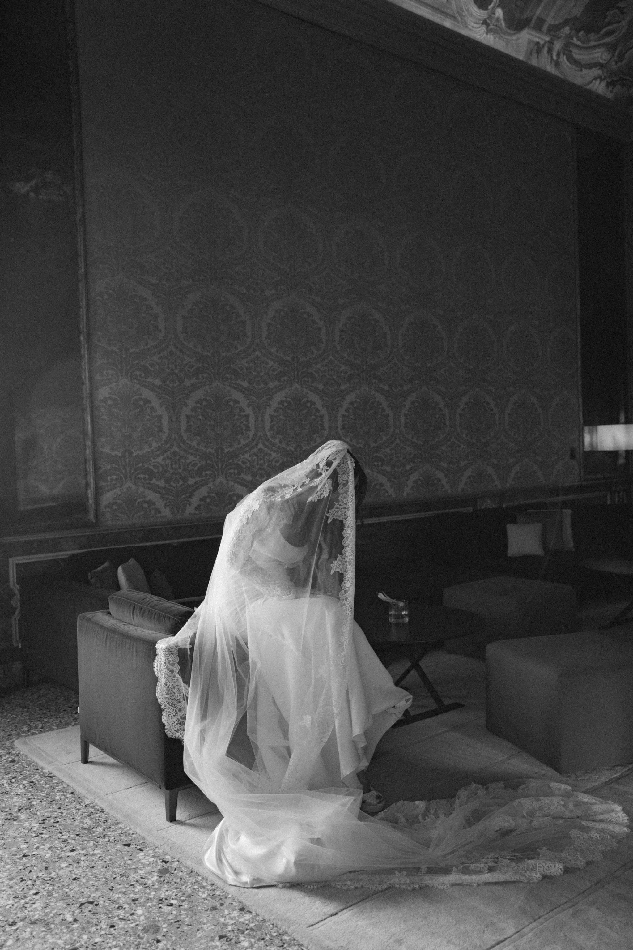 aman-venice-palazzo-pisani-moretta-wedding-italy-129.jpg