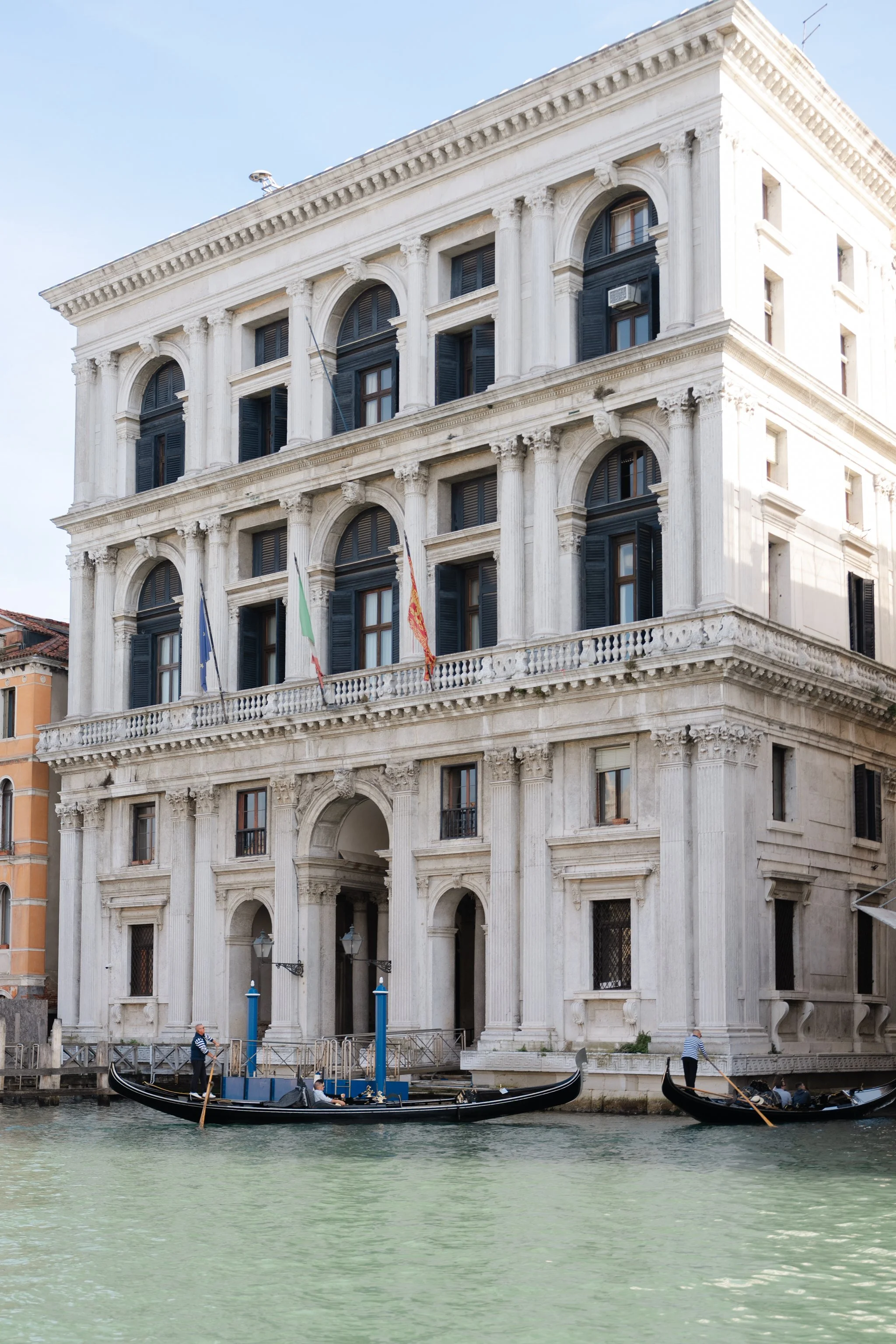aman-venice-palazzo-pisani-moretta-wedding-italy-44.jpg