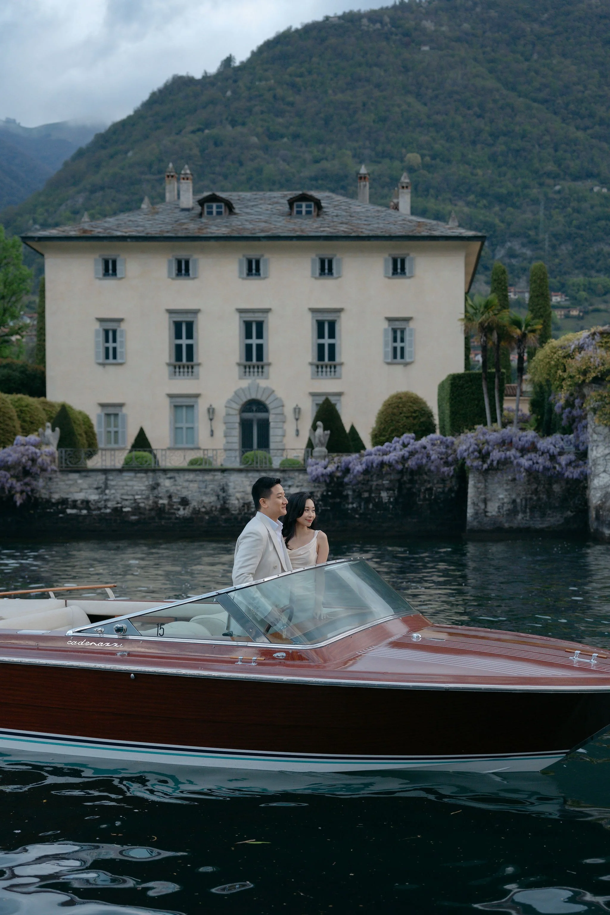 Lake Como wedding photos at Villa Balbiano on a boat
