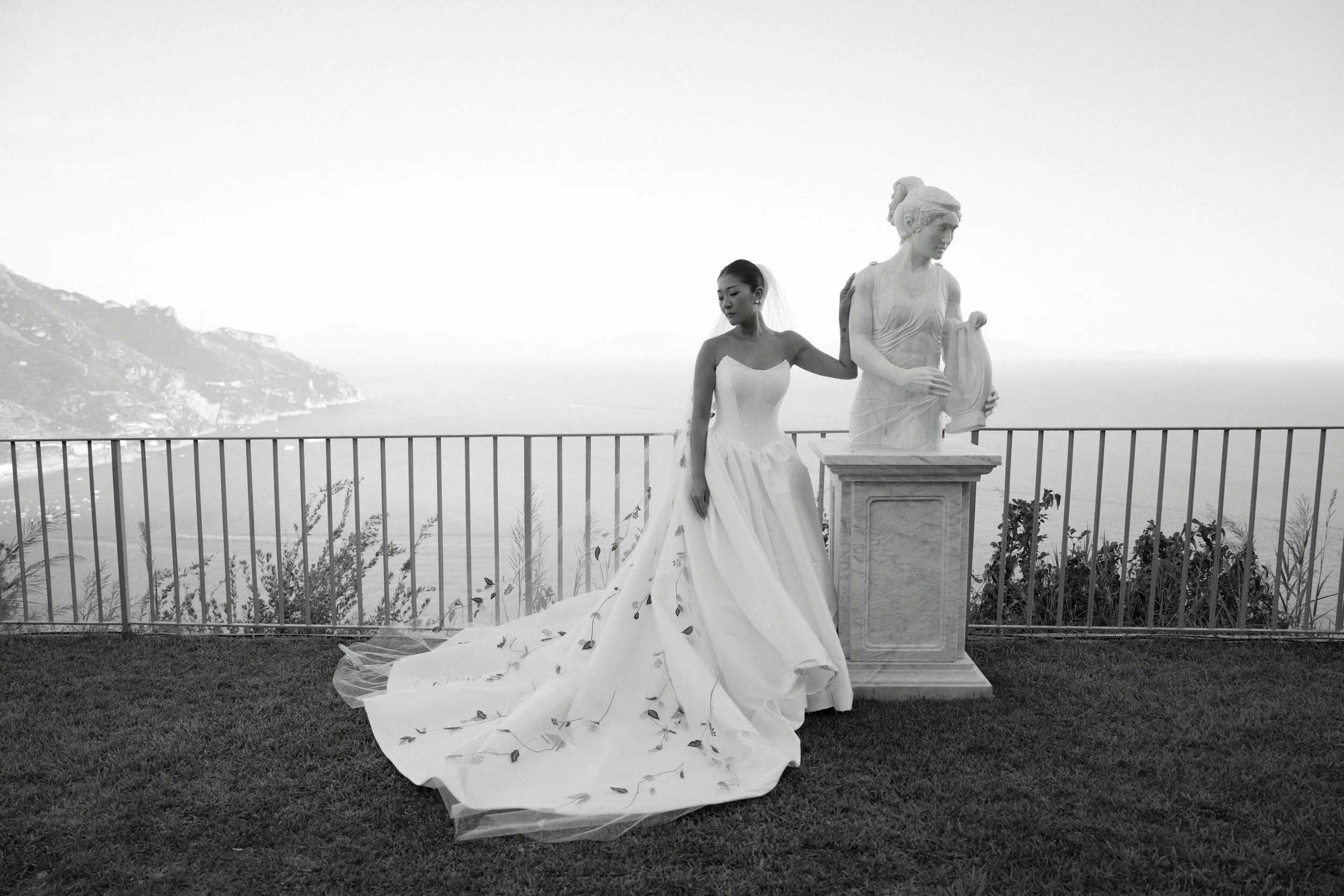 editorial-wedding-photographer-italy-villa-la-rondinaia-ravello-amalfi-coast-48.jpg