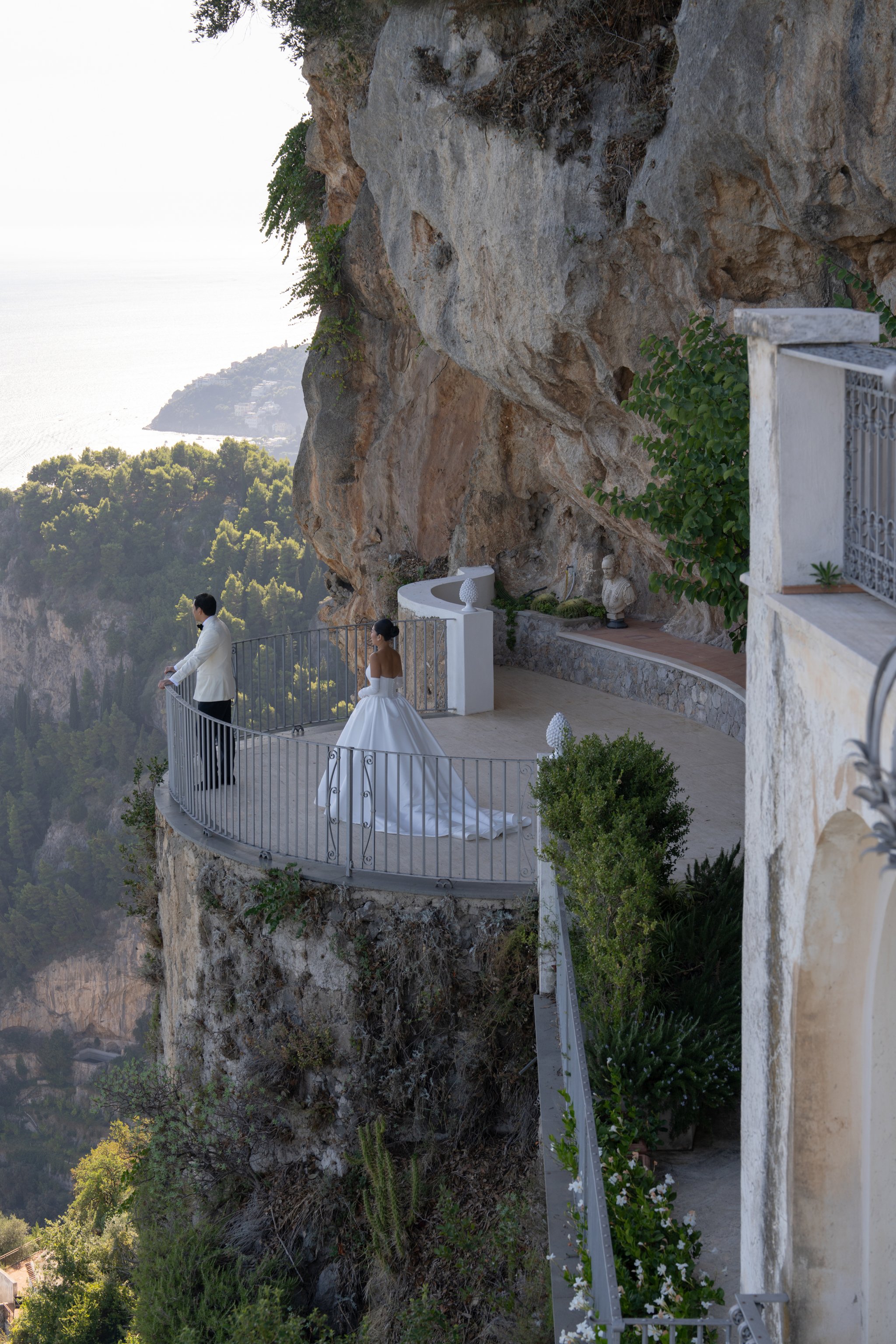 editorial-wedding-photographer-italy-villa-la-rondinaia-ravello-amalfi-coast-22.jpg