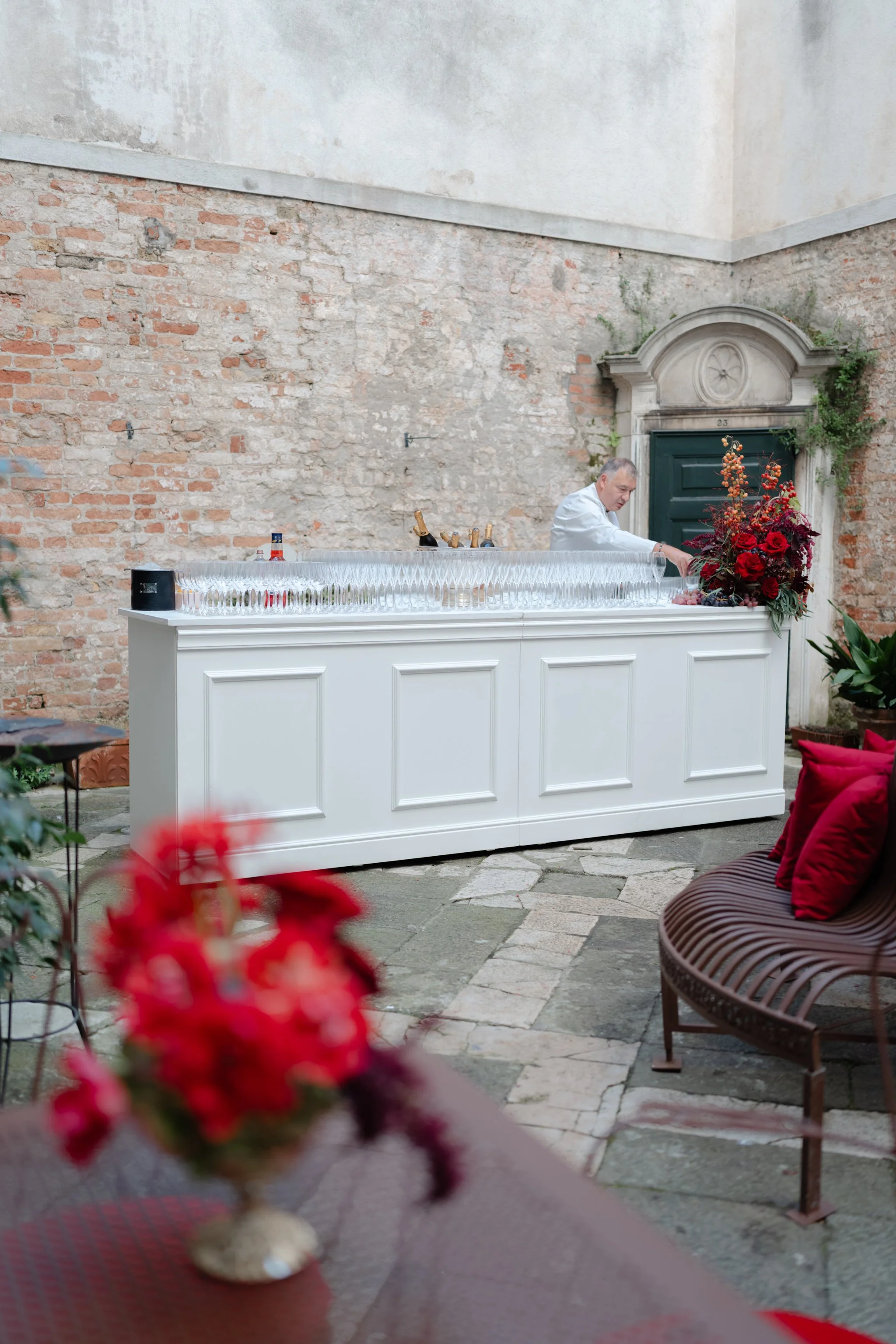 aman-venice-palazzo-pisani-moretta-wedding-italy-112.jpg