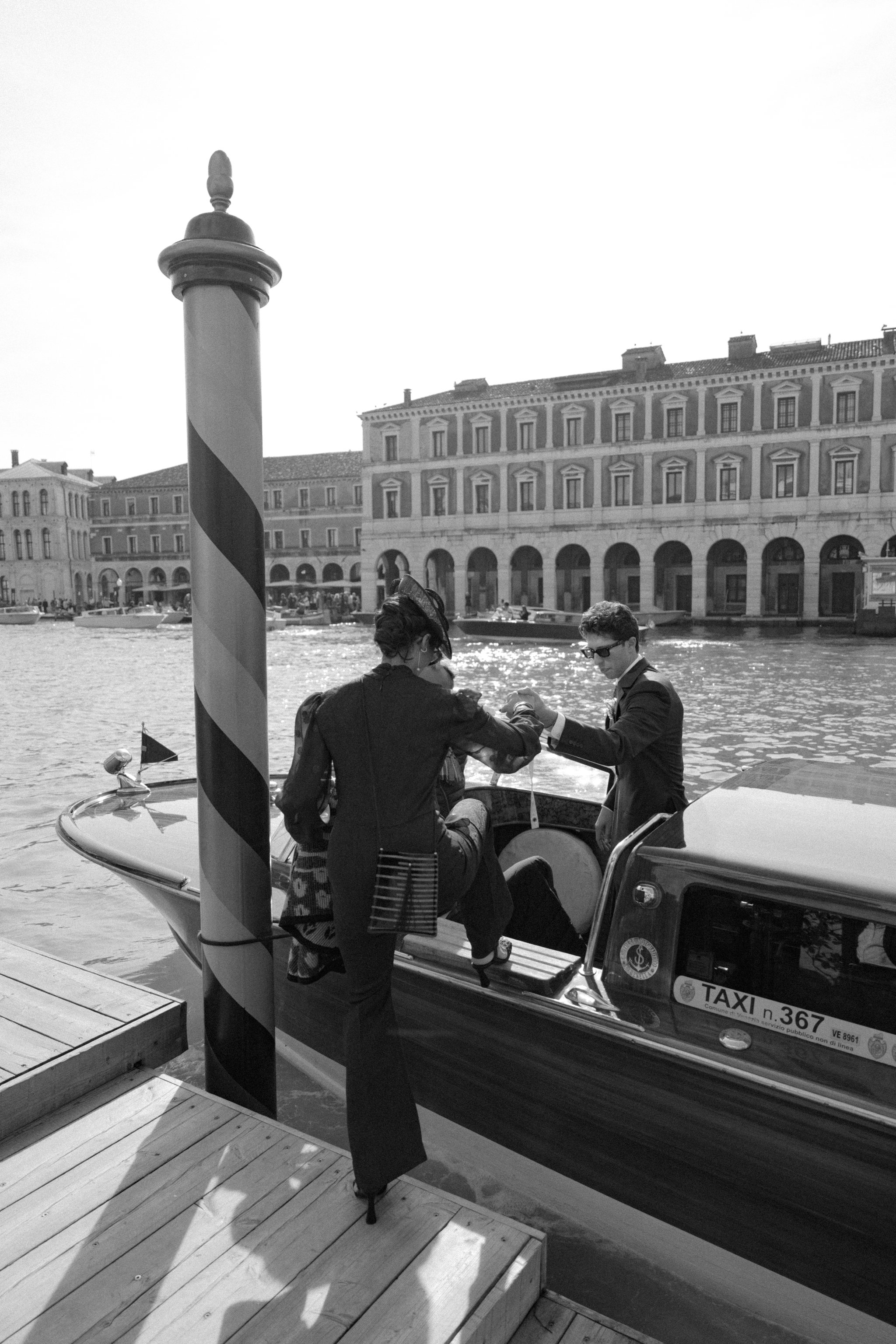 aman-venice-palazzo-pisani-moretta-wedding-italy-39.jpg