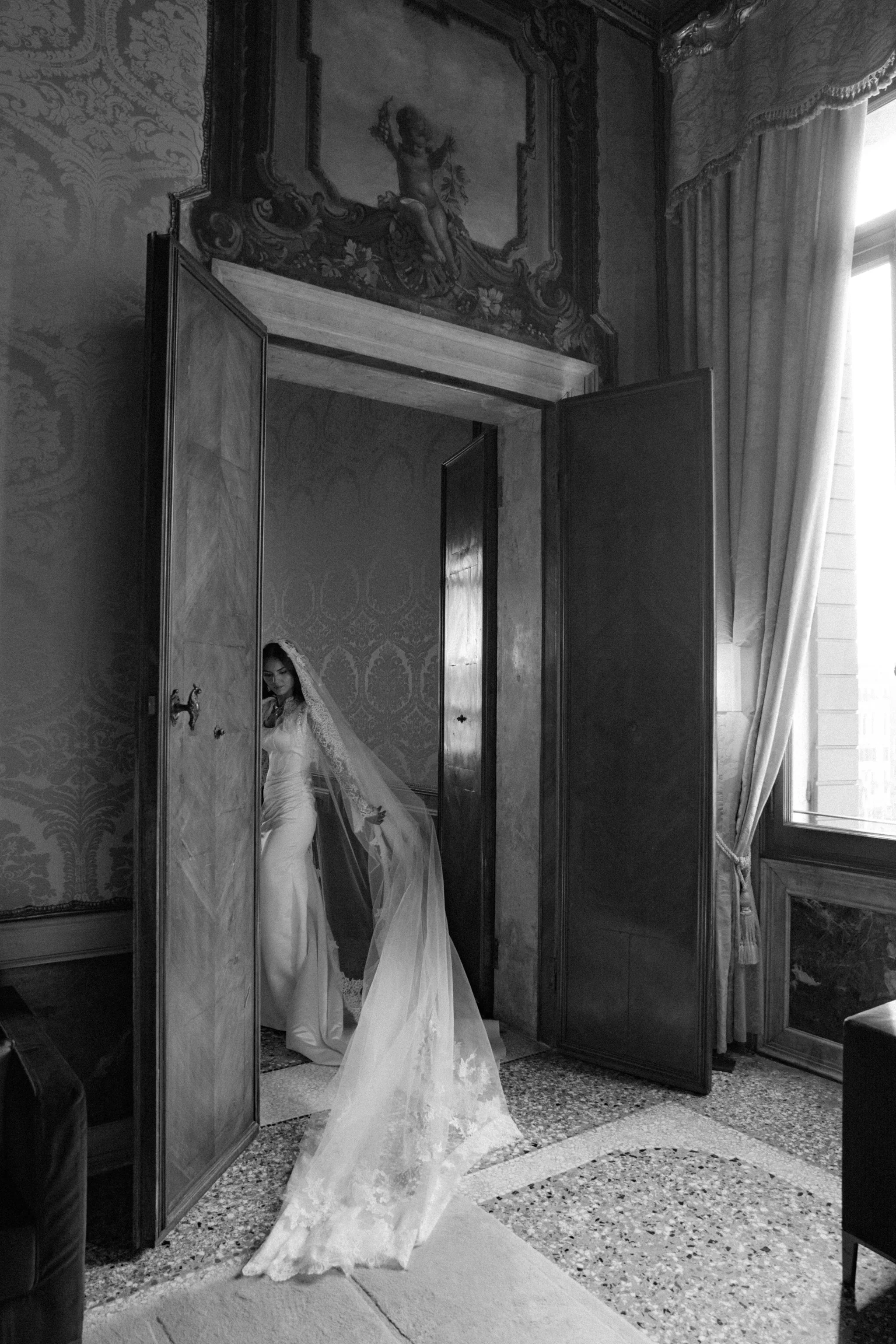 aman-venice-palazzo-pisani-moretta-wedding-italy-267.jpg