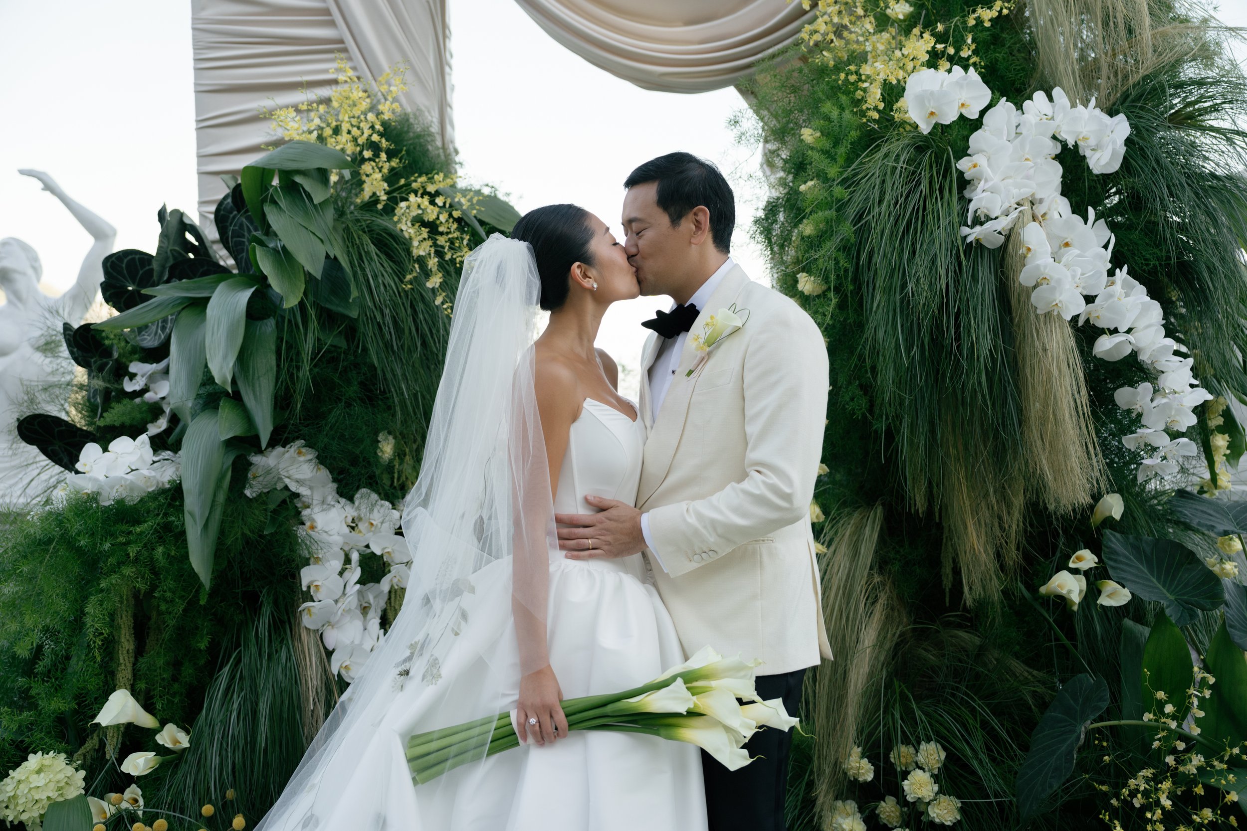 editorial-wedding-photographer-italy-villa-la-rondinaia-ravello-amalfi-coast-38.jpg