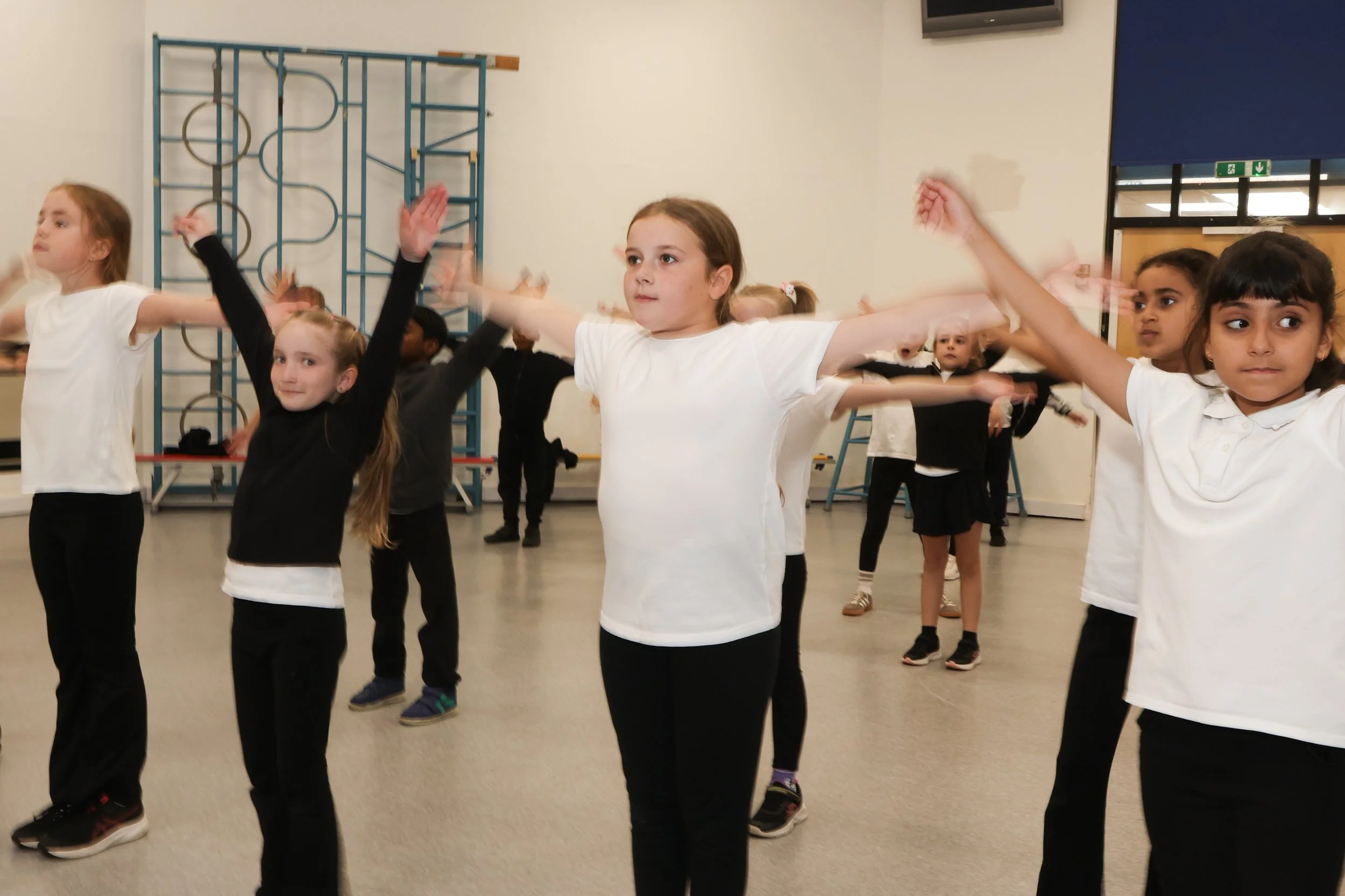 David Charnley Photography MFC 150 x TeesDance - 24.09.26 Whinstone Primary Rehearsal - 174.jpg