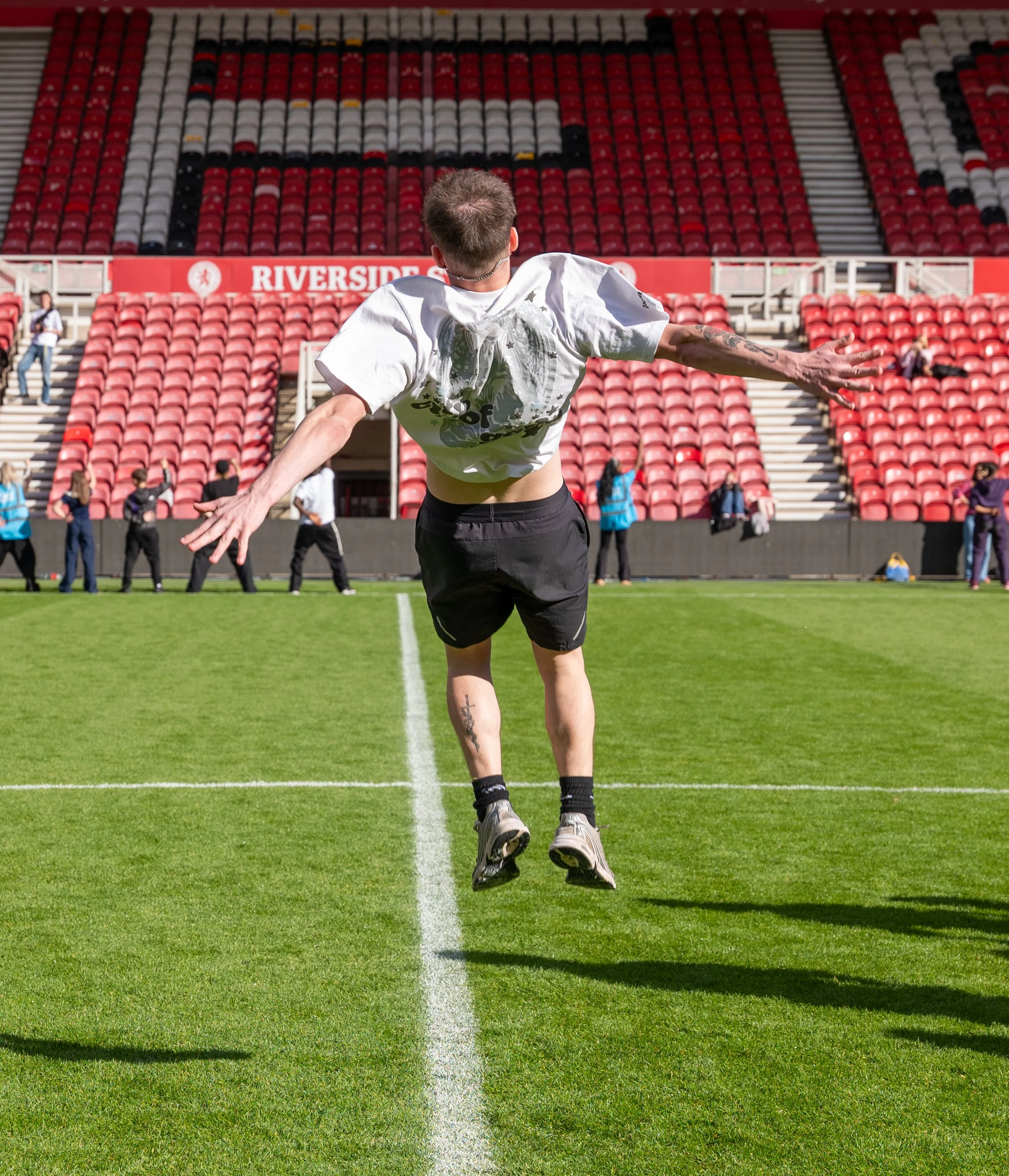 Francis Fitzgerald Photography MFC 150 x TeesDance - 11.10.26 Riverside Stadium Rehearsal - 051.jpg