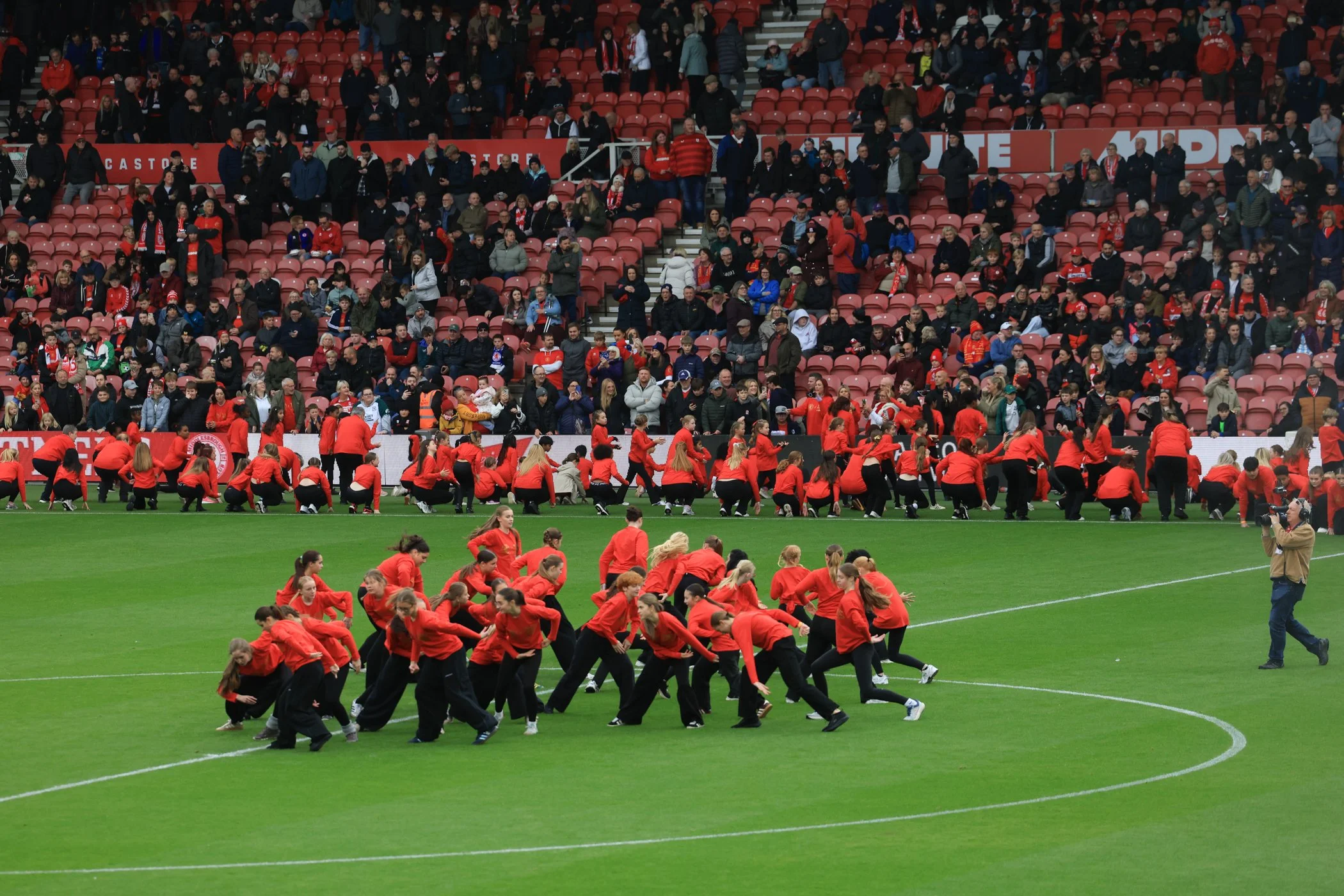 261017 Tees Dance at the Riverside Stadium_319.jpg