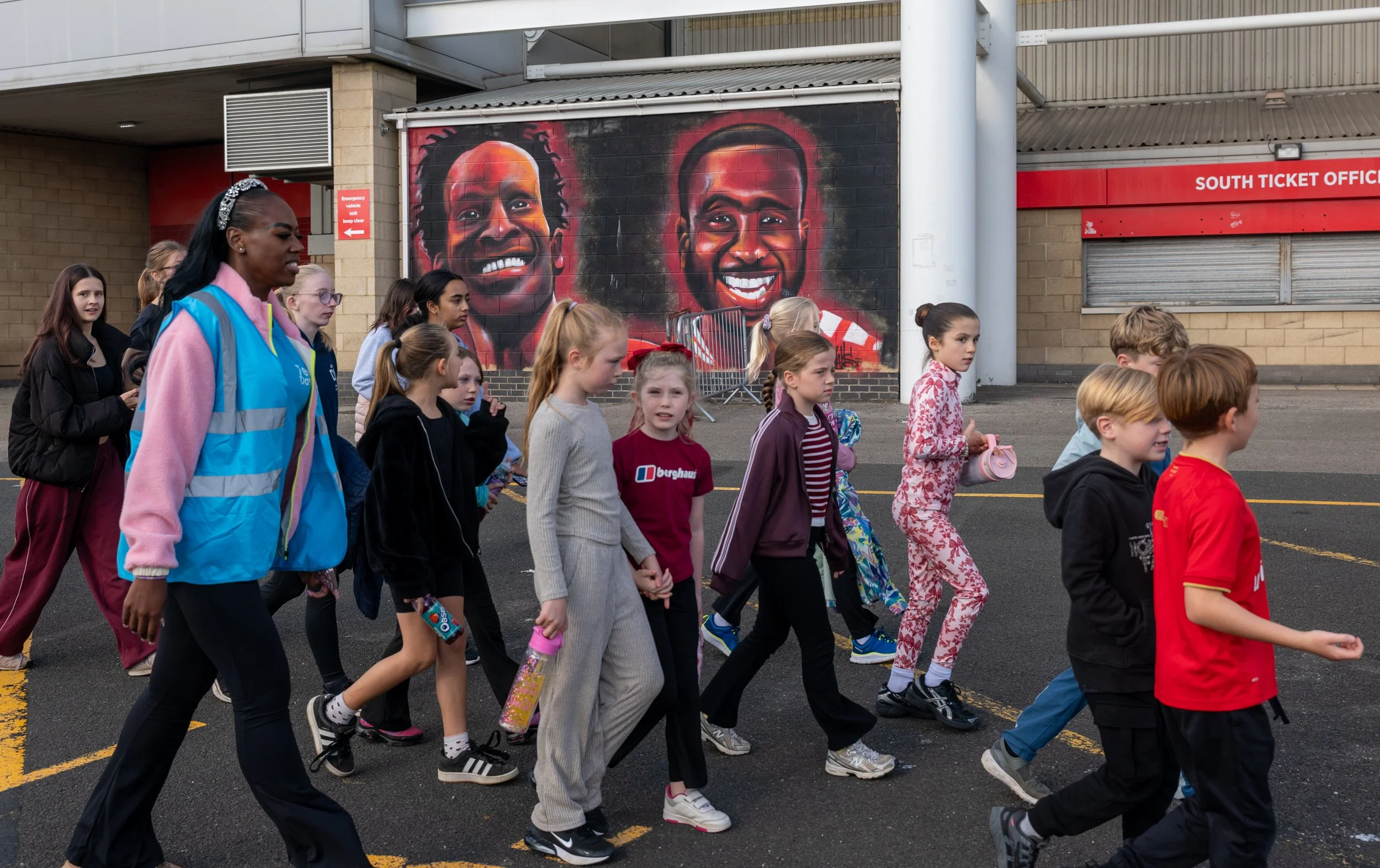 Francis Fitzgerald Photography MFC 150 x TeesDance - 11.10.26 Riverside Stadium Rehearsal - 028.jpg