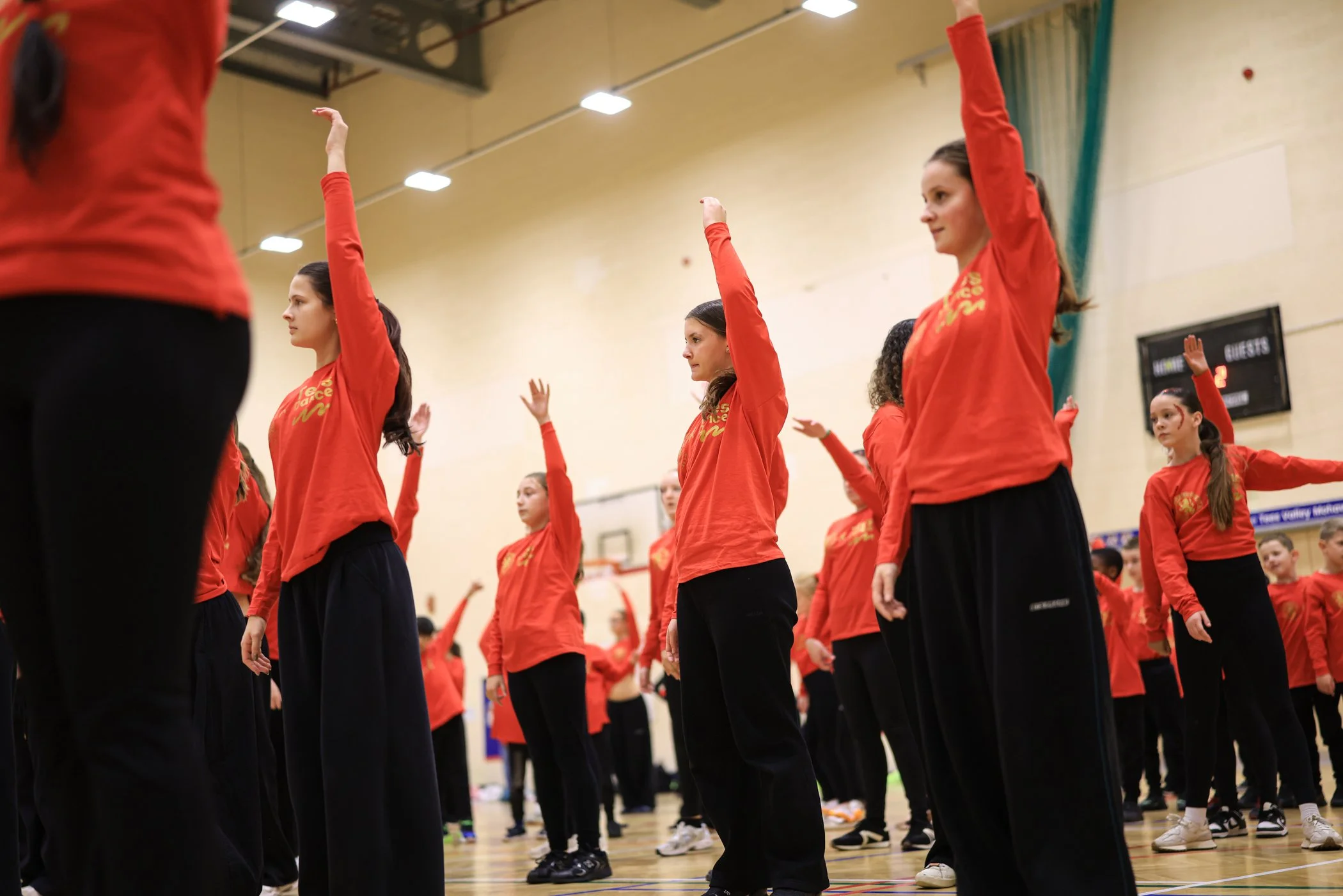 MFC 150 x TeesDance - Photo by Dave Charnley