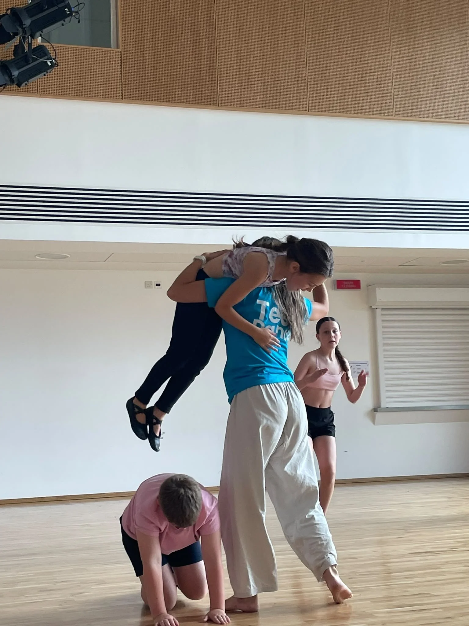 teesdance-summer-school-2026-03-beth-lifting-girl-group.jpg