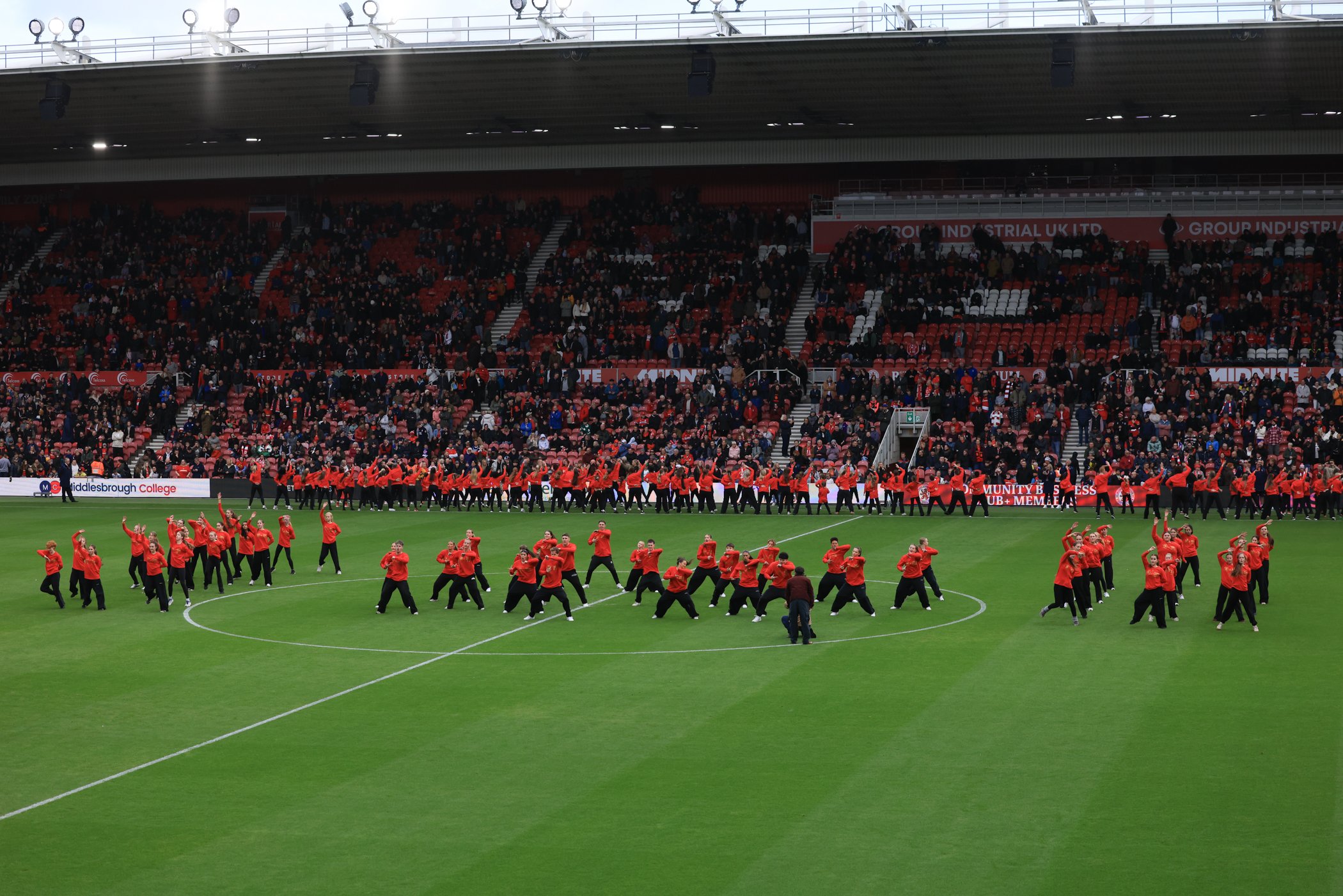 261017 Tees Dance at the Riverside Stadium_342.jpg