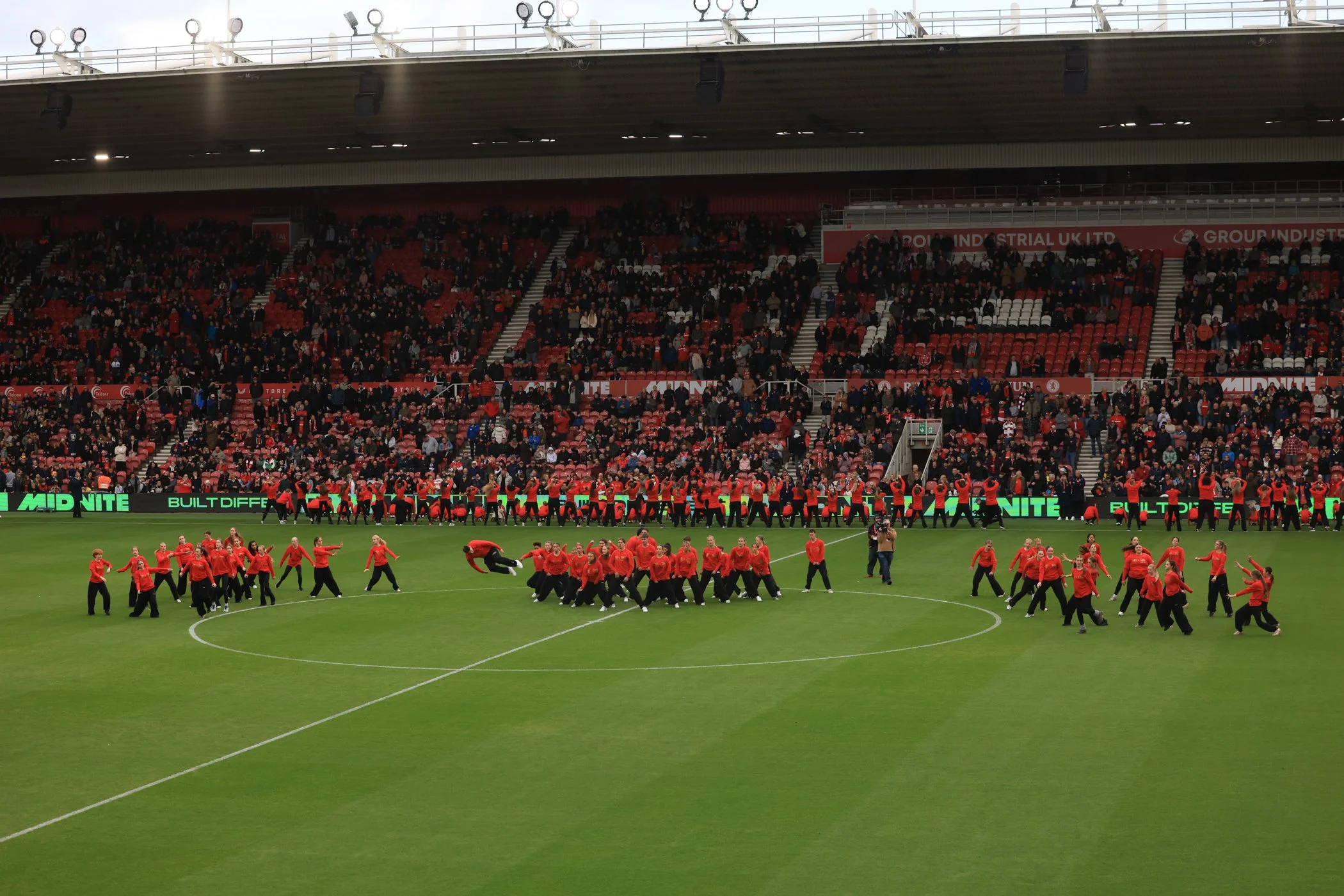 261017 Tees Dance at the Riverside Stadium_334.jpg