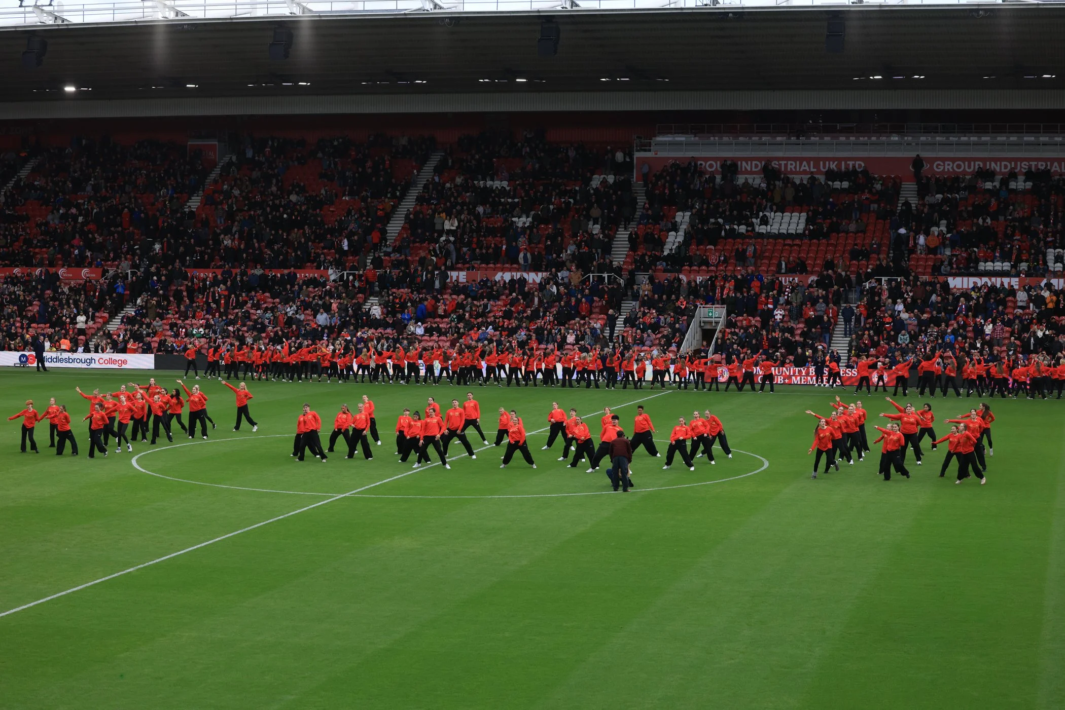 261017 Tees Dance at the Riverside Stadium_340.jpg
