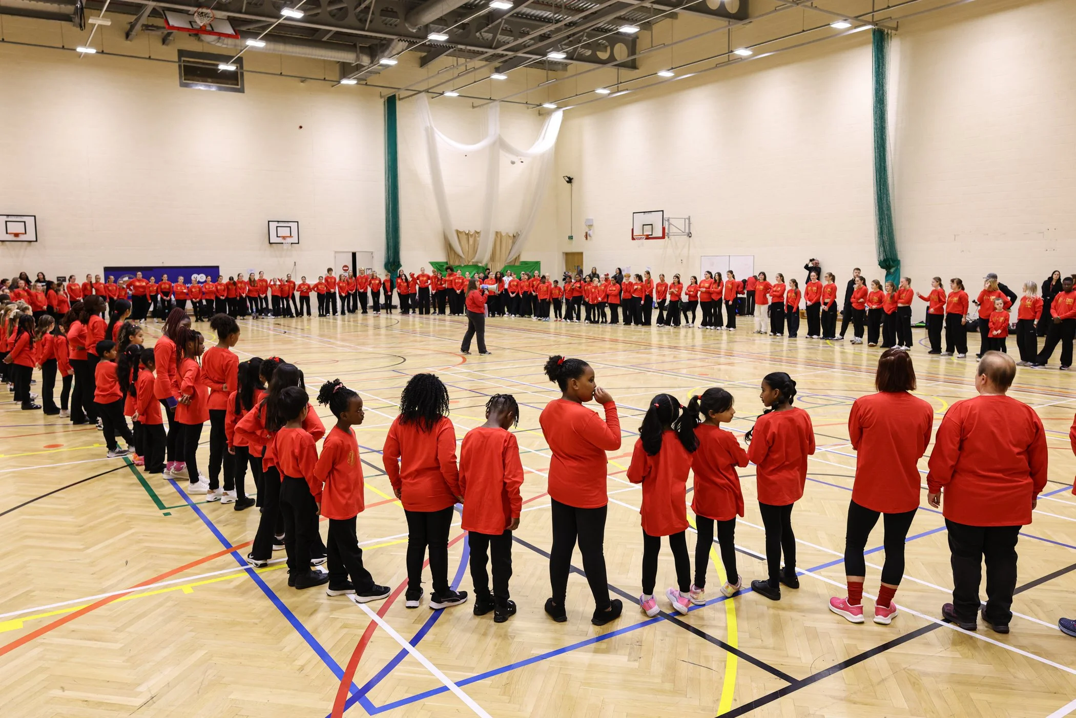 MFC 150 x TeesDance - Photo by Dave Charnley