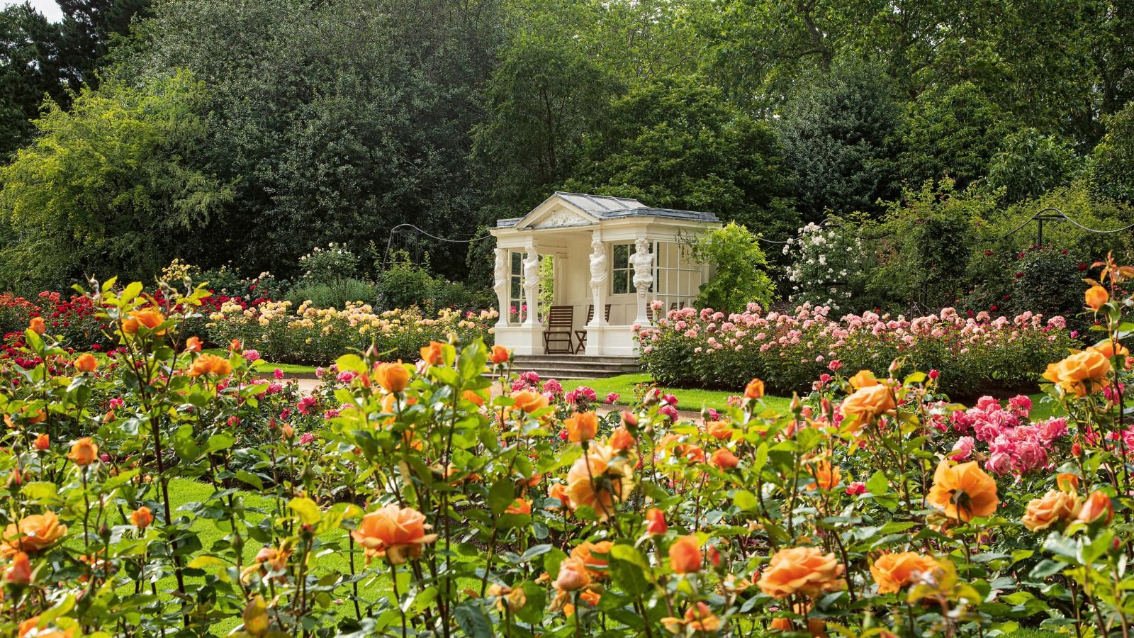 Buckingham Palace Garden