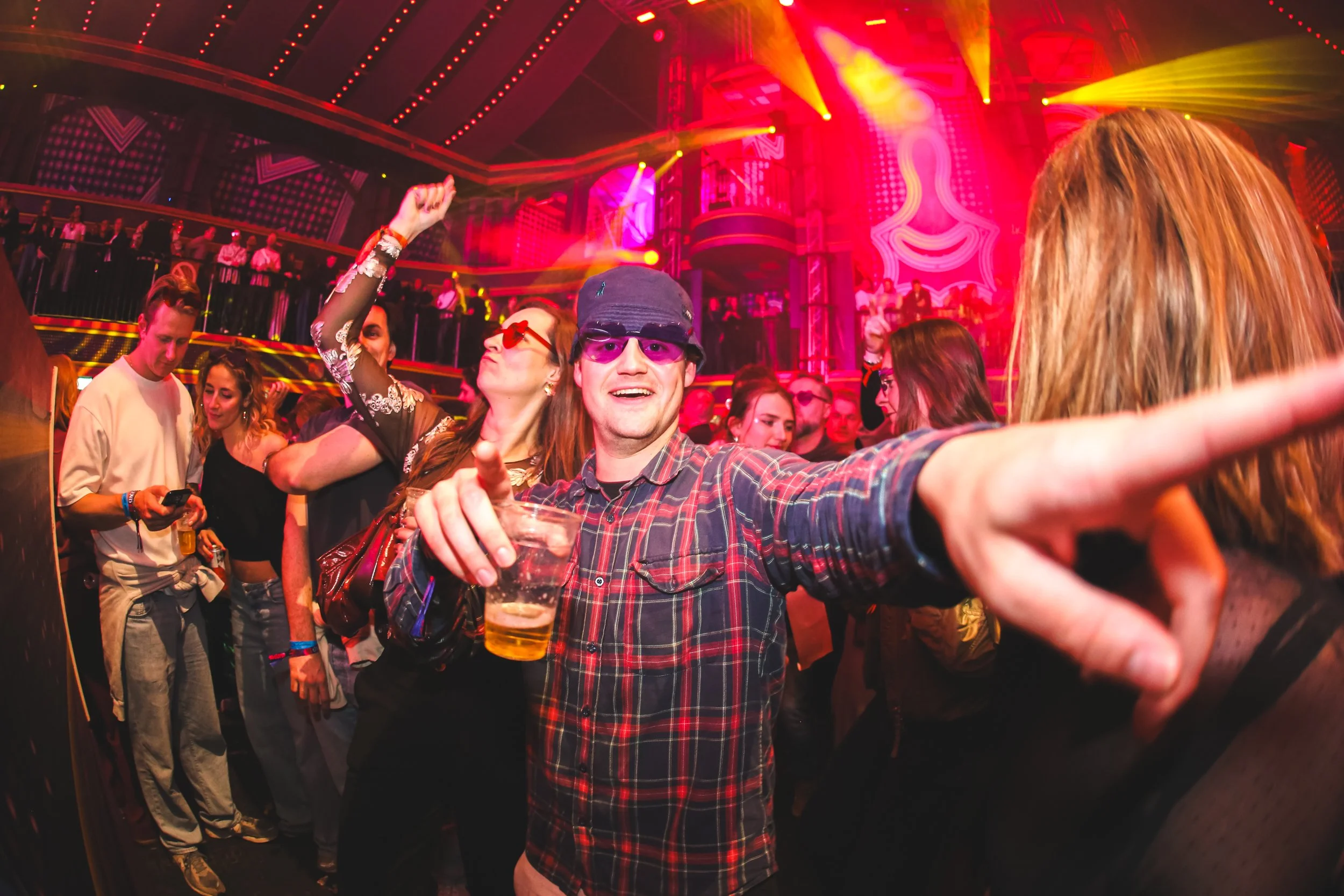 03042026_Paaspop_DorothyDisco_Max-van-het-internet-2.jpg