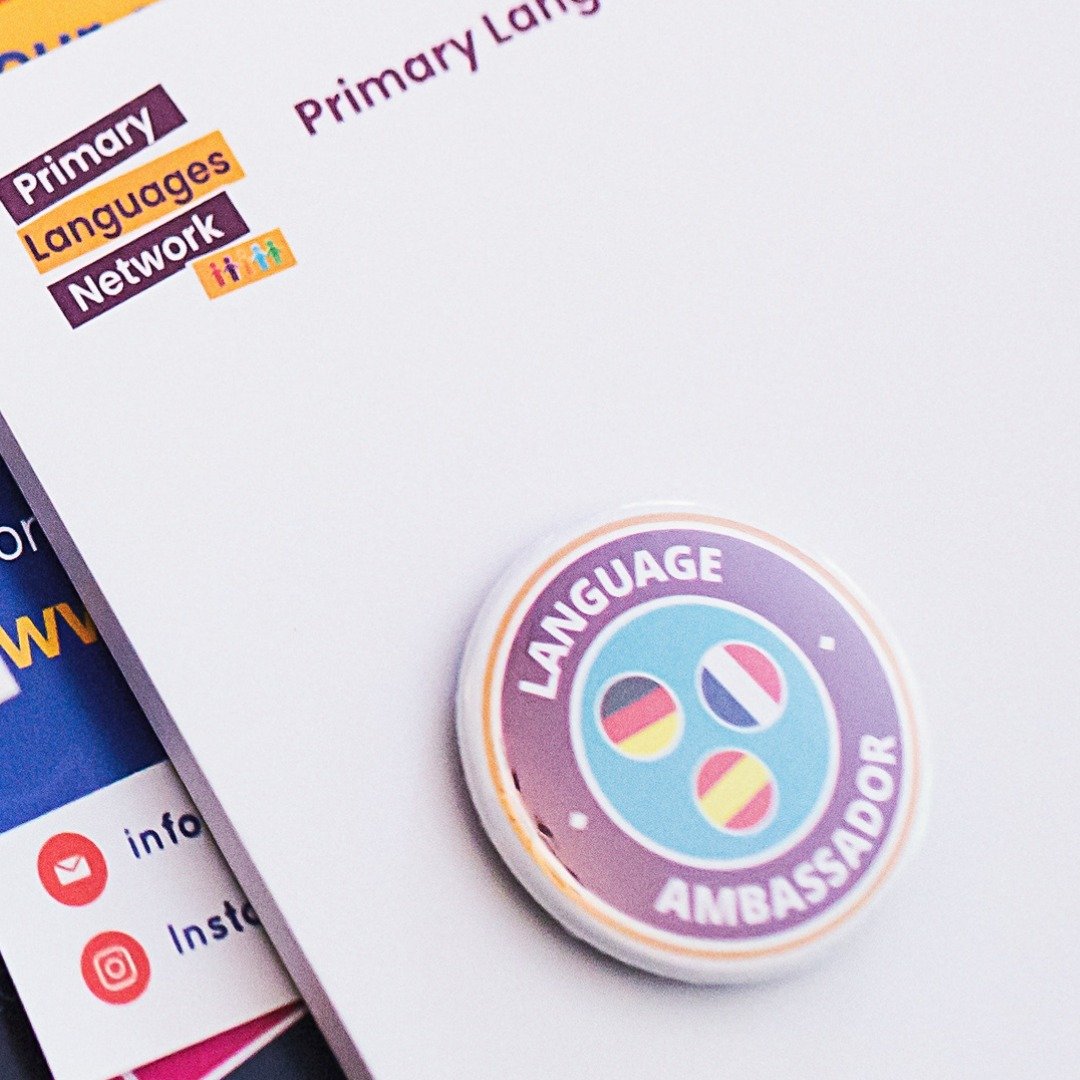 badge_04.jpg