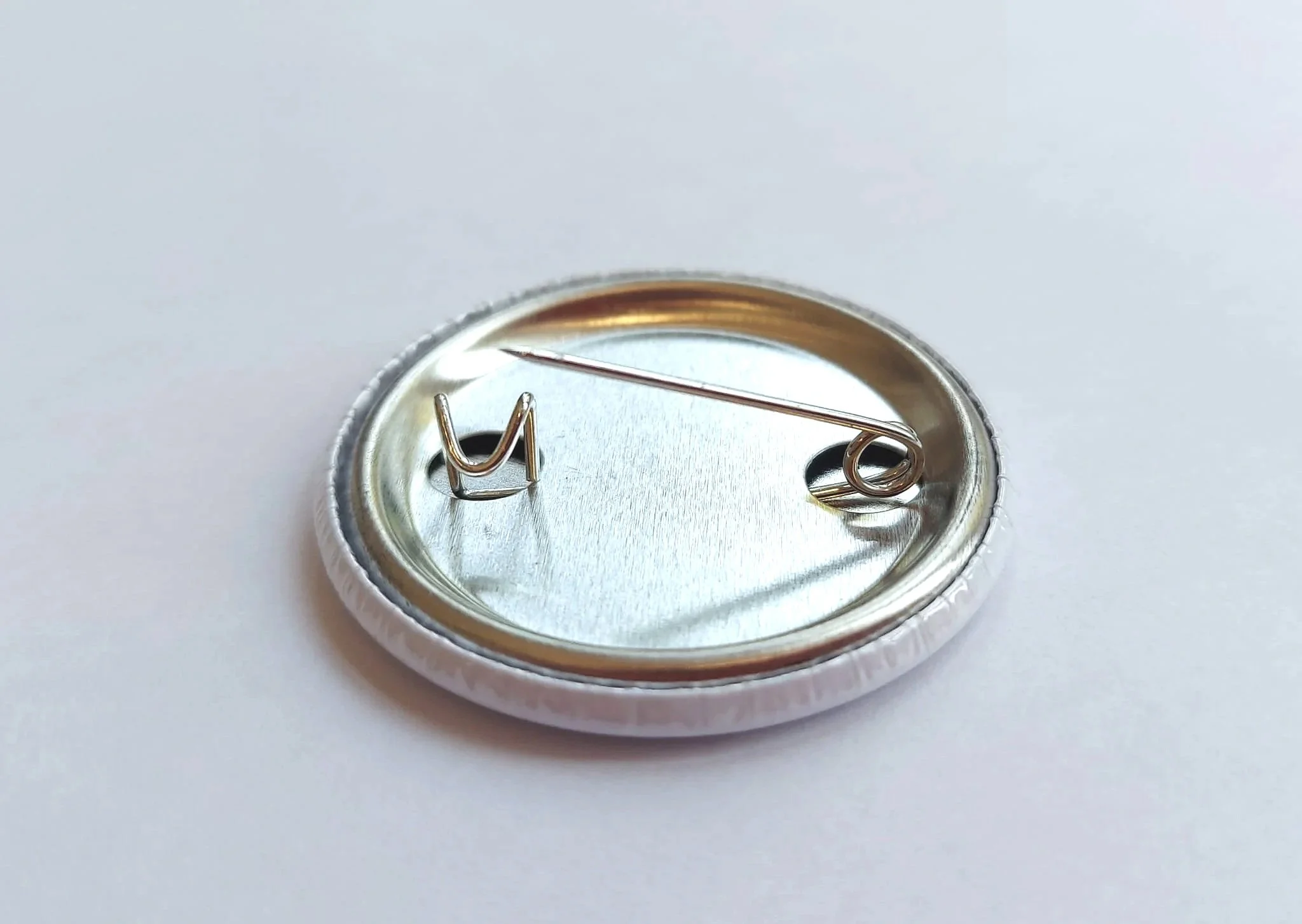 new+badge+photo+pin.jpg
