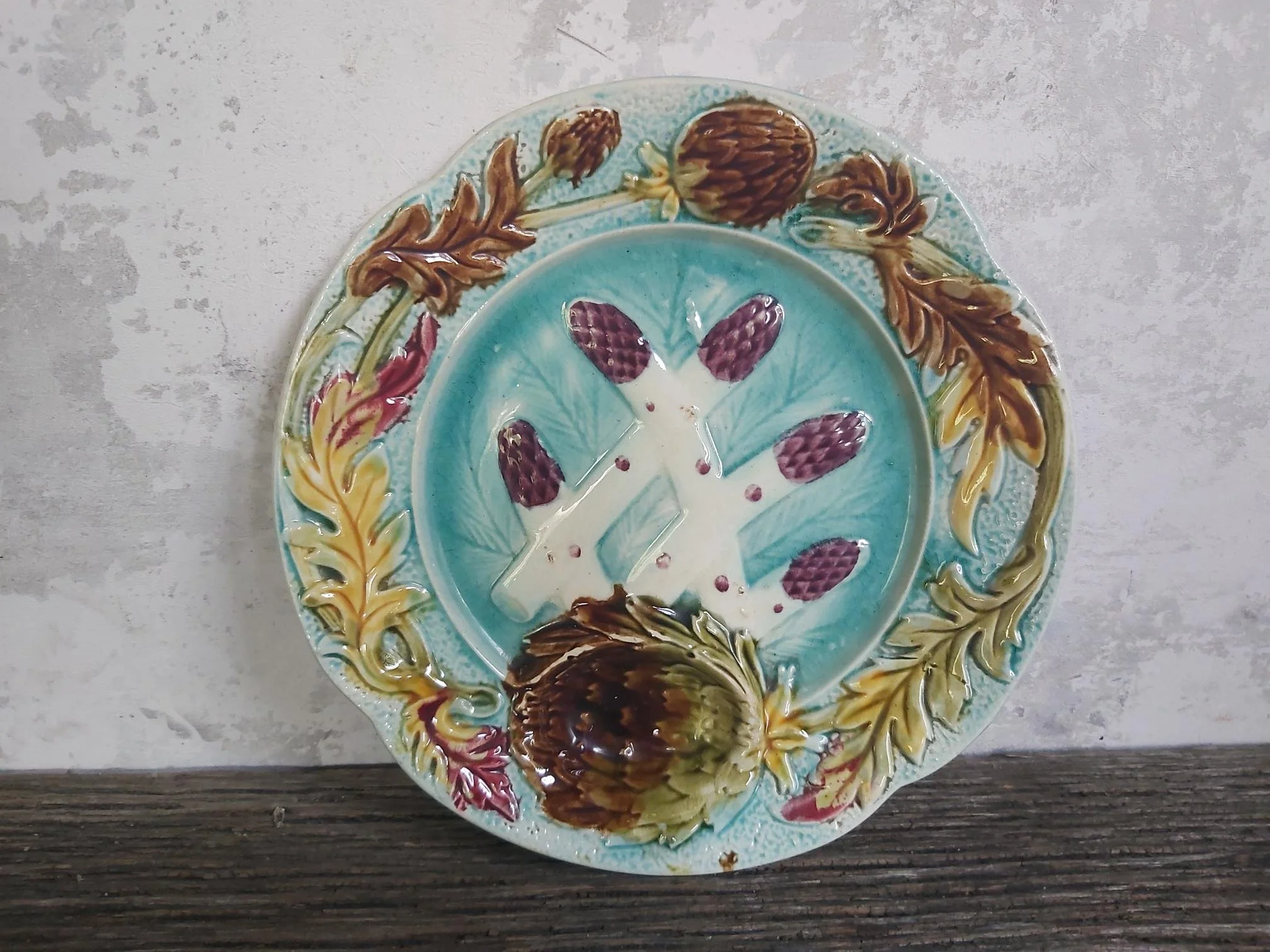 Art 65 Prachtig antiek frans barbotine /majolica aspergebord / schaal