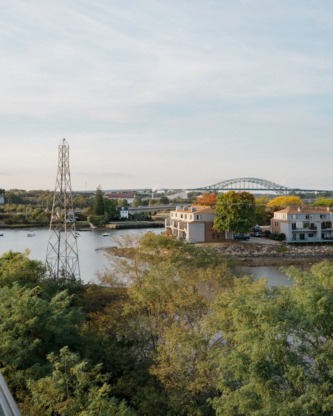 🍂 Sip, savor, and soak in the season! Enjoy stunning fall views from the rooftop&mdash;your perfect backdrop for drinks, bites, and autumn evenings. ✨

#RooftopViews #FallVibes #PortsmouthNH #AutumnNights #RooftopVibes #RooftopatTheEnvio