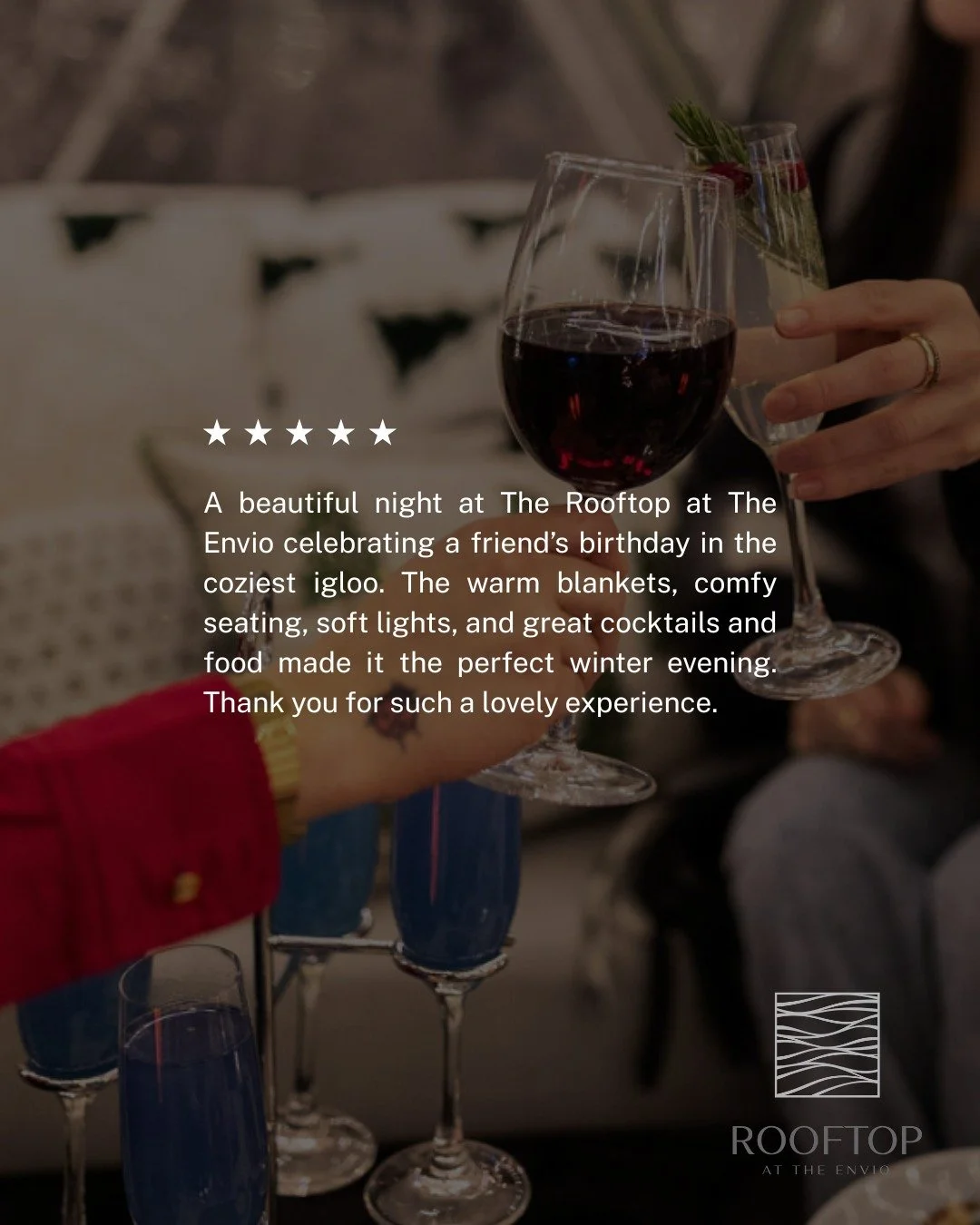 The rooftop is where the best moments are made. Here&rsquo;s to ringing in the New Year above it all. ✨🥂 Head to the link in bio to secure your spot! 

#rooftopattheenvio #igloodining #portsmouthnh