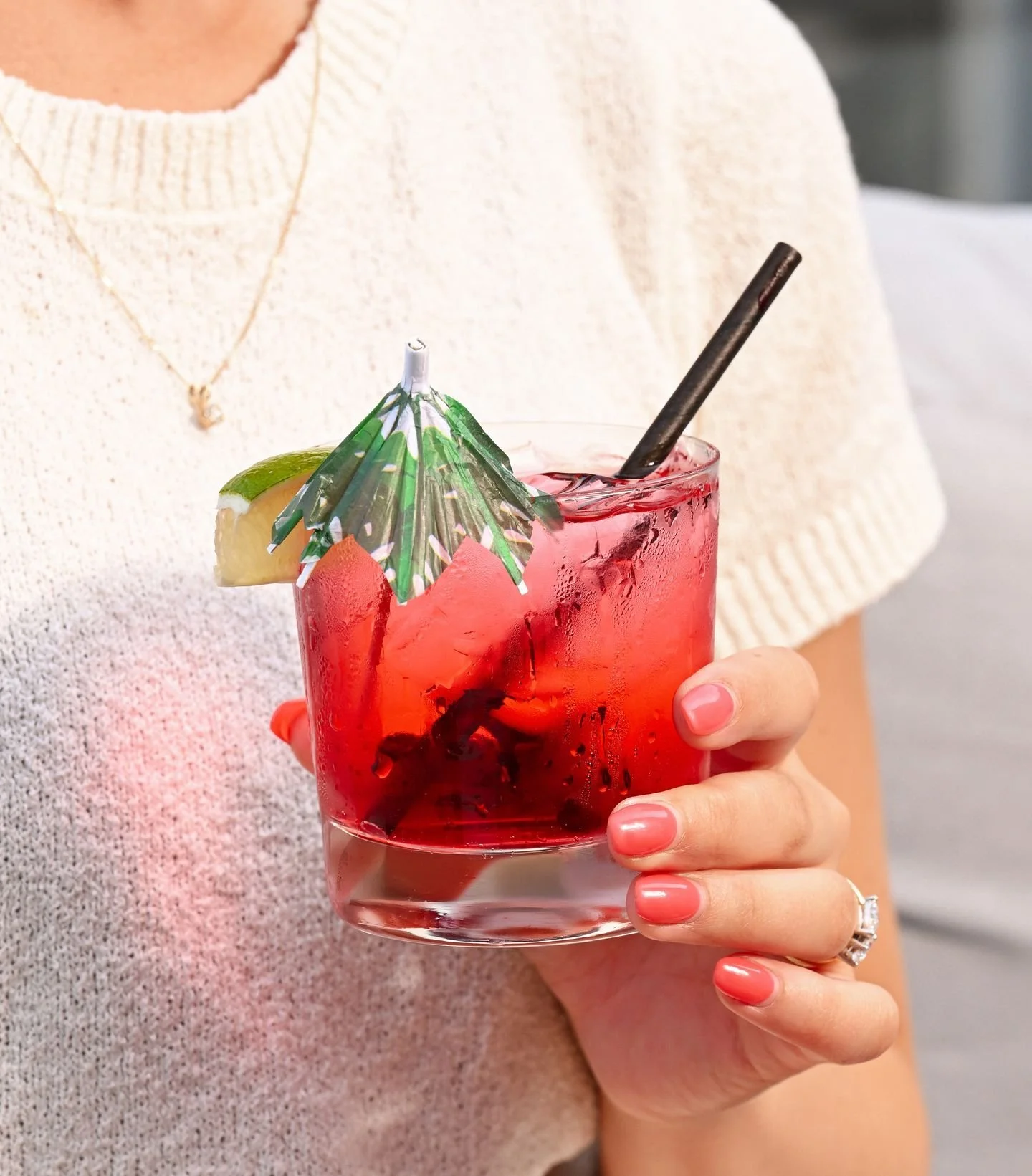 Clock out, show up. Don't miss a rooftop happy hour Sunday&ndash;Thursday, 4&ndash;6 PM, bring your crew, we&rsquo;ve got the drinks.😉