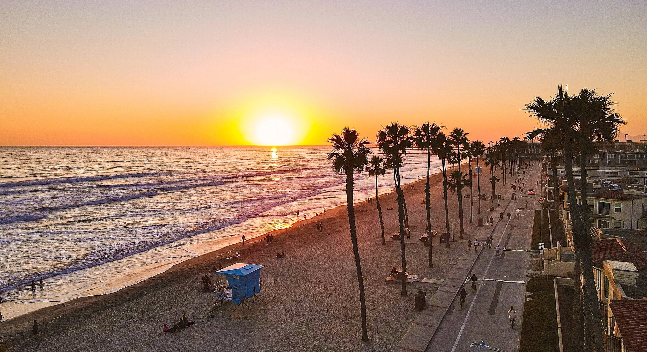 MAgnificient sunset over the Oceanside Pier, California