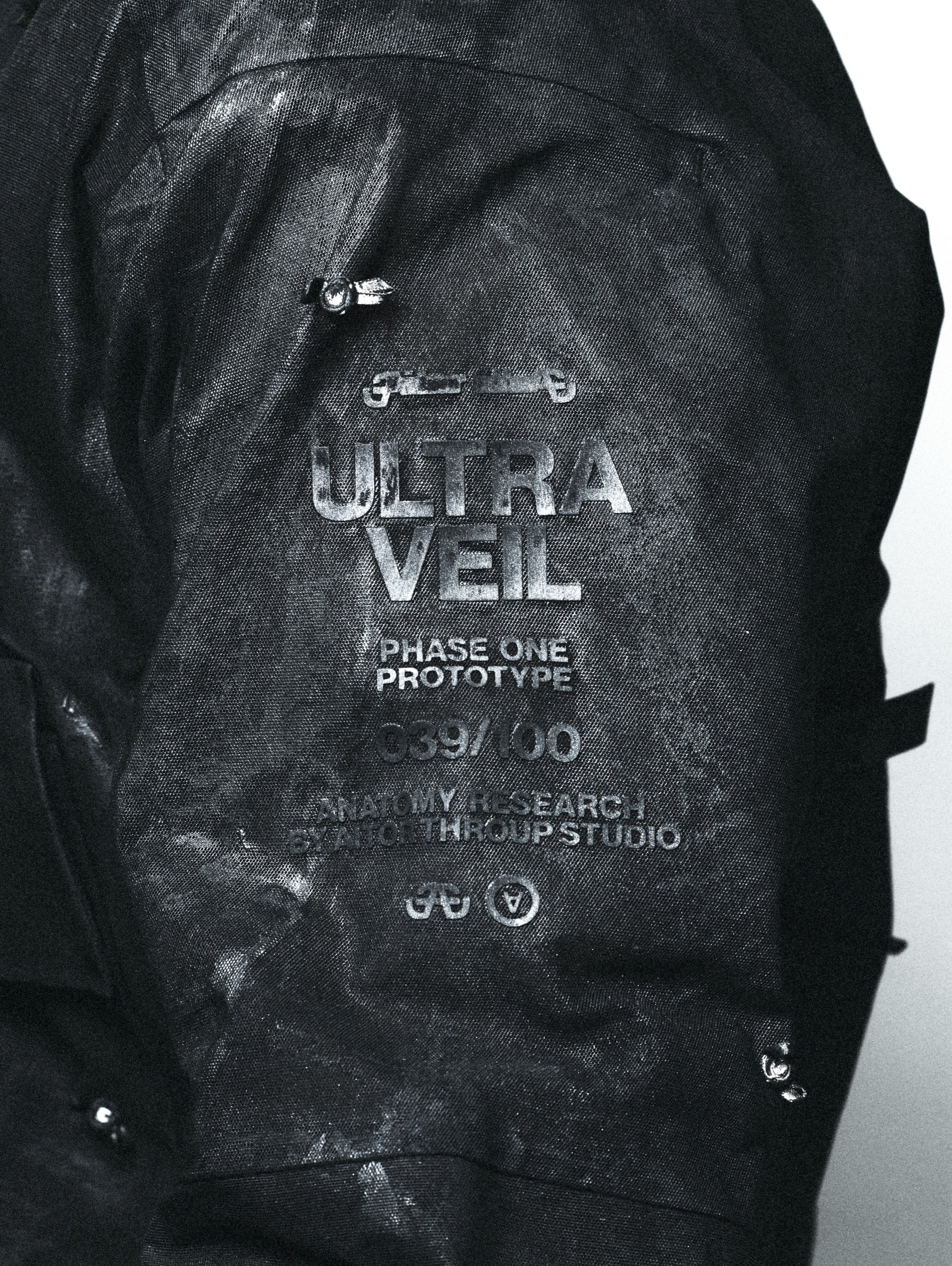 @AITOR_THROUP_STUDIO 

AITOR THROUP&rsquo;S ULTRA VEIL opens in London on 30 October.

Presented in partnership with the Westminster Menswear Archive and @FredPerry, the immersive exhibition marks Throup&rsquo;s first new body of conceptual fashion w