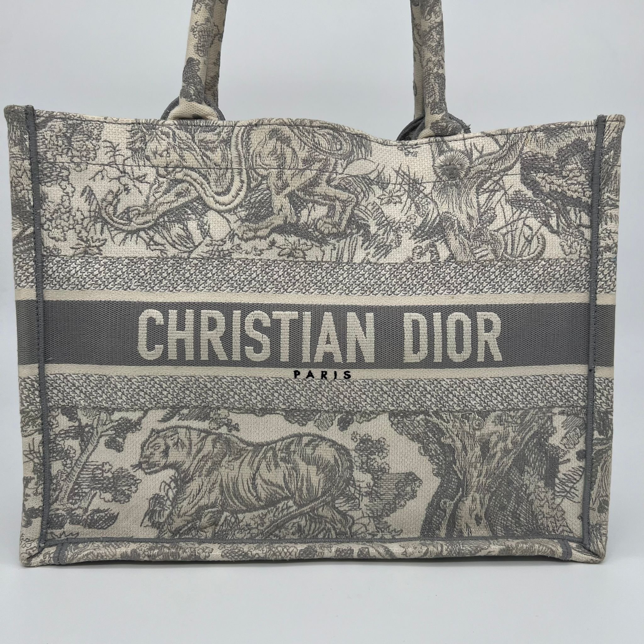 Dior Medium Book Tote Toile De Jouy Embroidery in Grey front