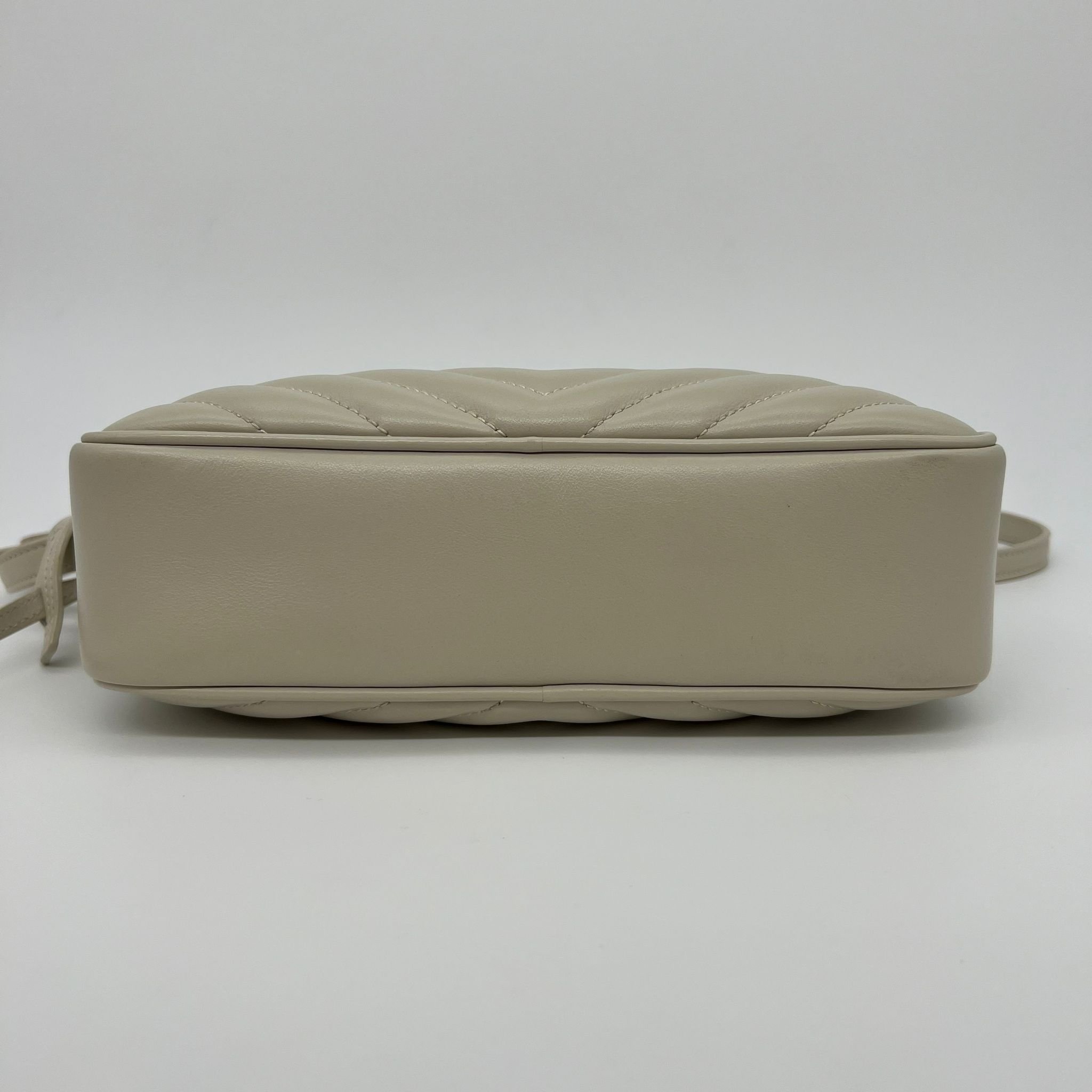 Saint Laurent YSL Camera Lou Bag in Quilted Cream Blanc Vintage bottom
