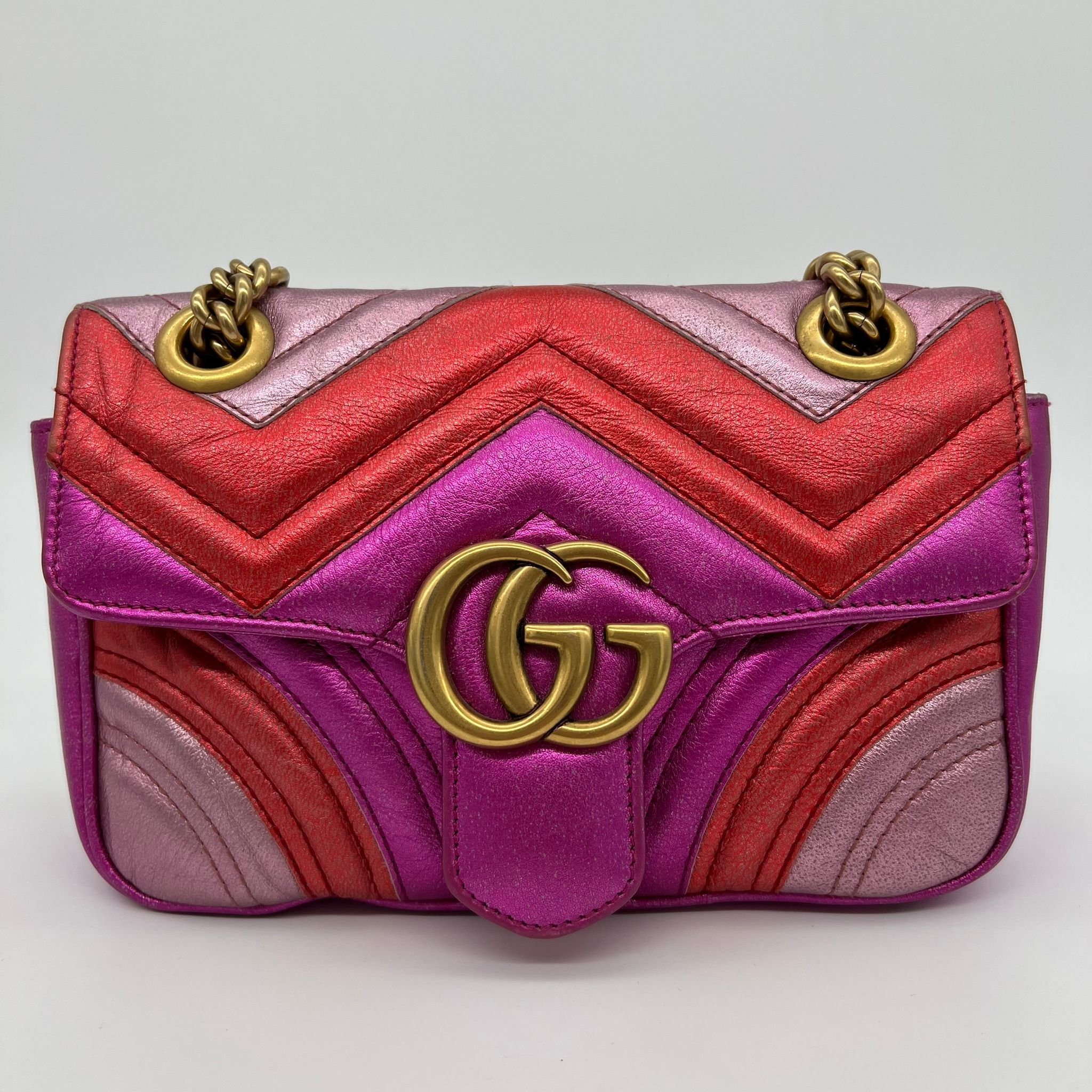 Gucci GG Mini Marmont Flap Bag Metallic Matelasse Fuchsia Leather Gold Hardware front
